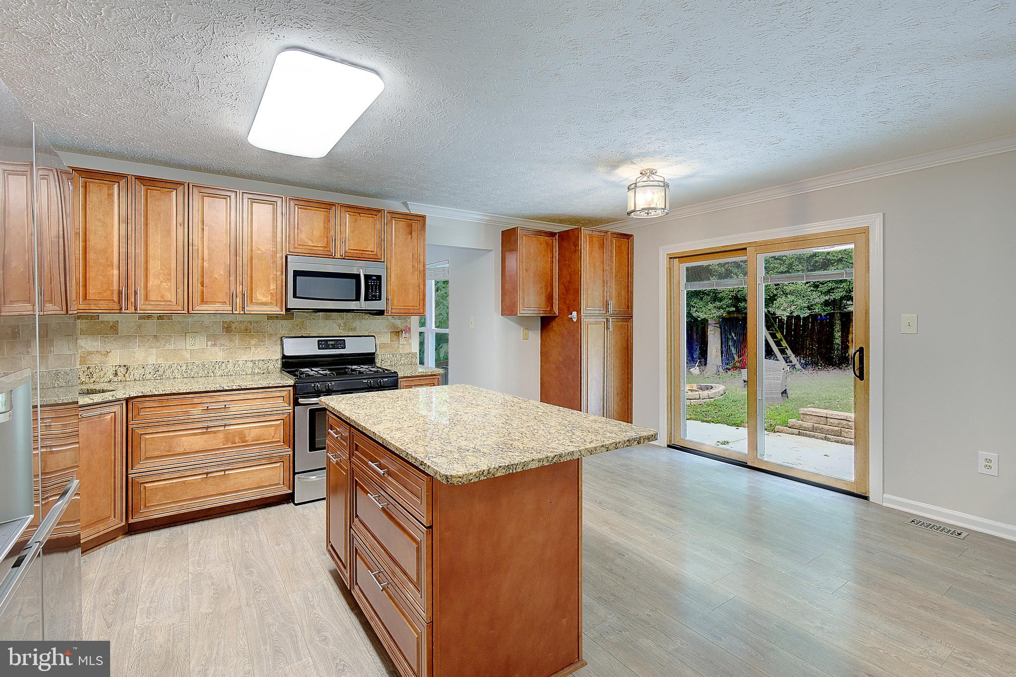 SOUTH HAMPTON - Residential
