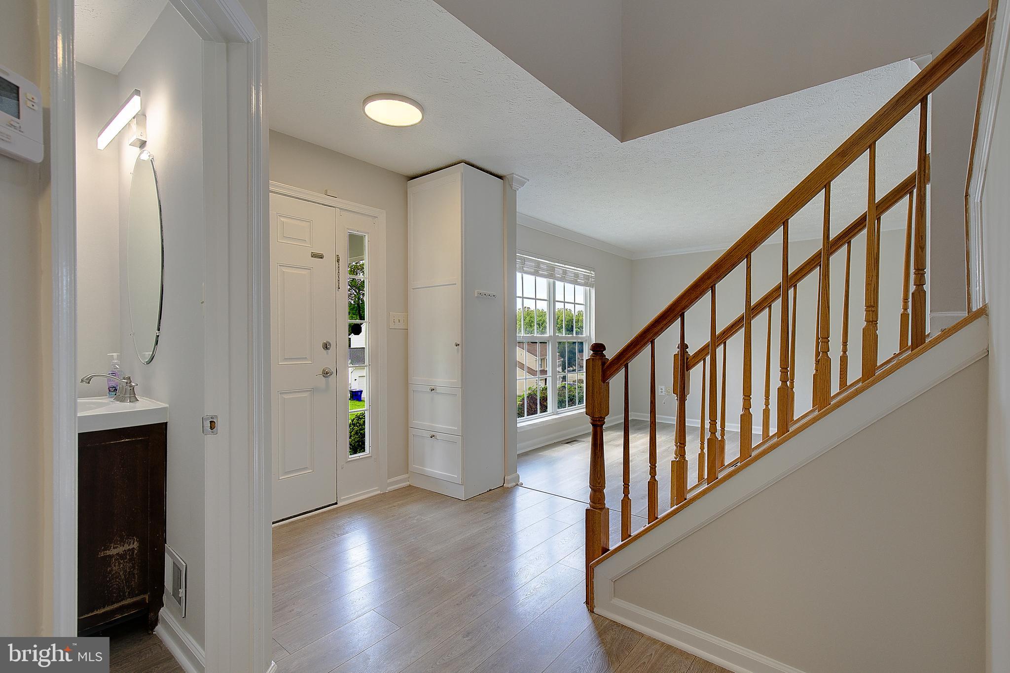 SOUTH HAMPTON - Residential