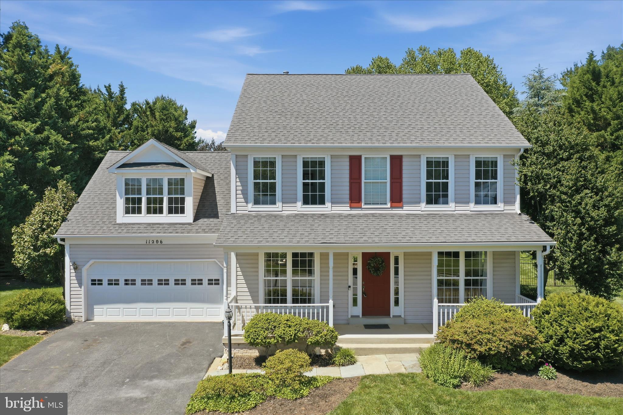 WINDSOR KNOLLS - Residential