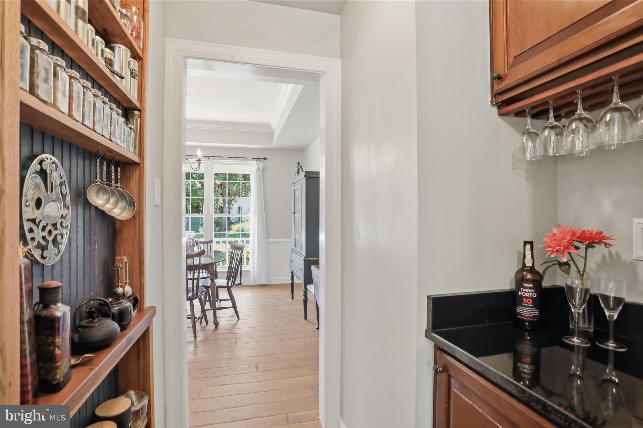 WINDSOR KNOLLS - Residential