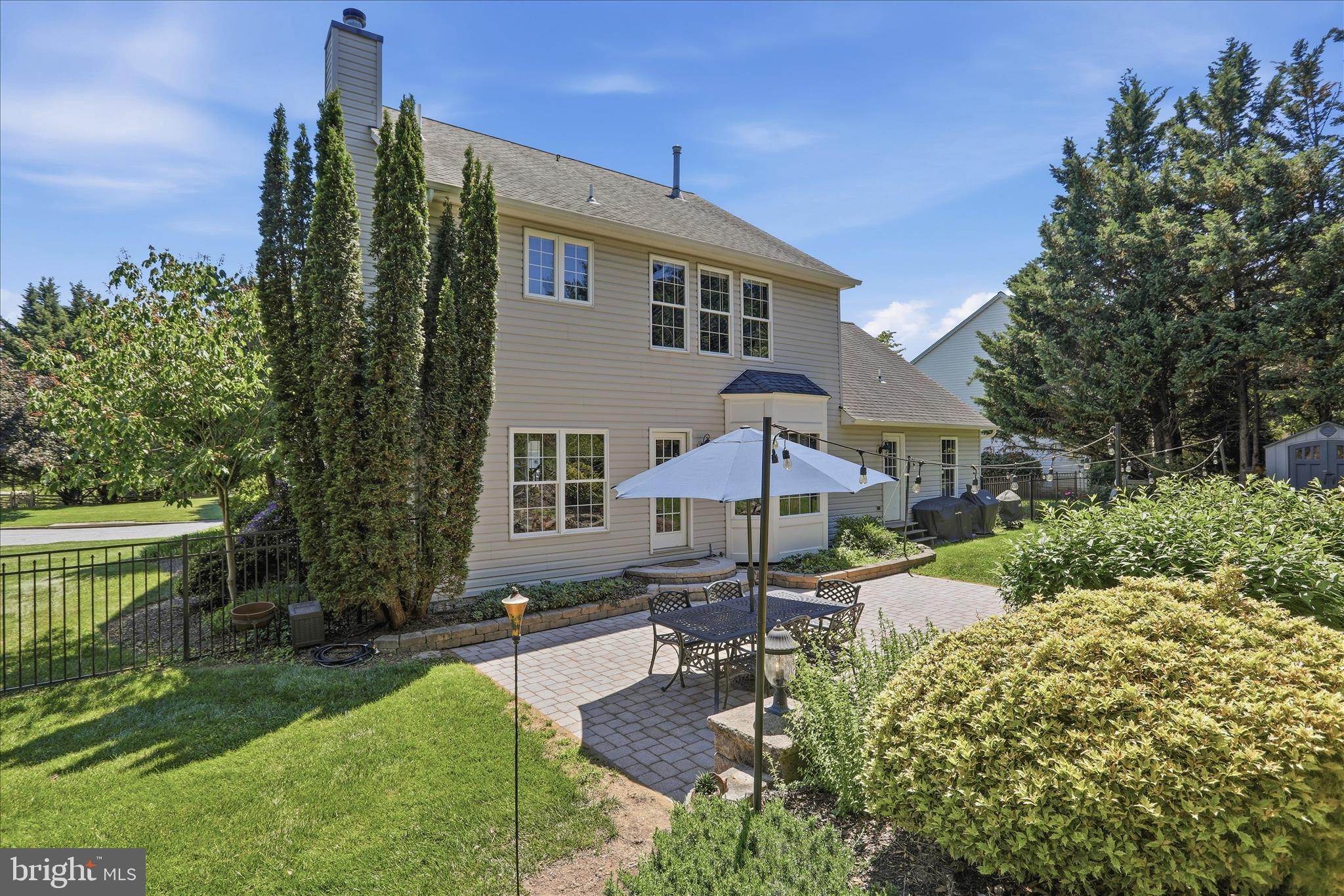 WINDSOR KNOLLS - Residential