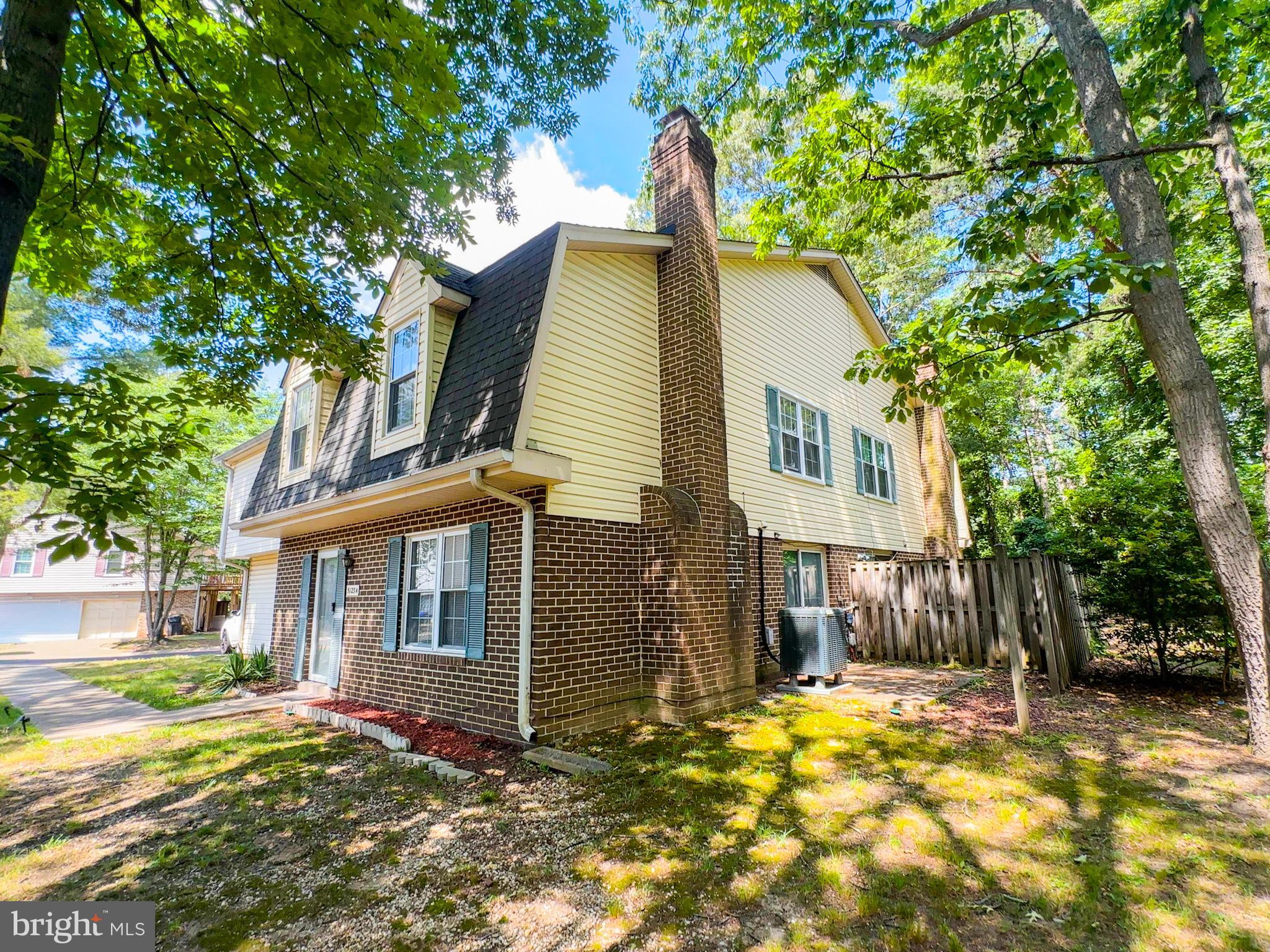ST CHARLES BANNISTER - Residential