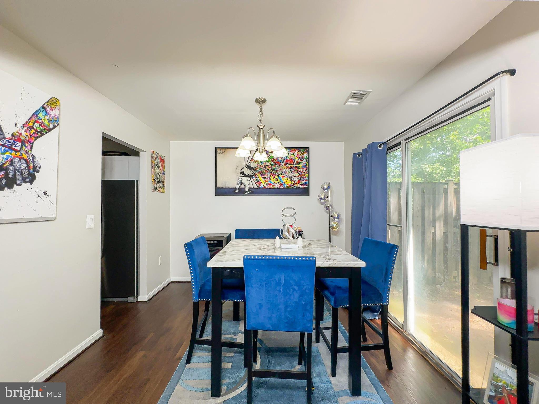 ST CHARLES BANNISTER - Residential