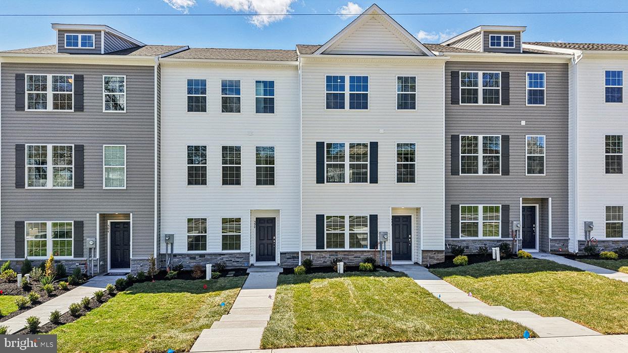 SPRING GARDEN MEADOWS - Residential