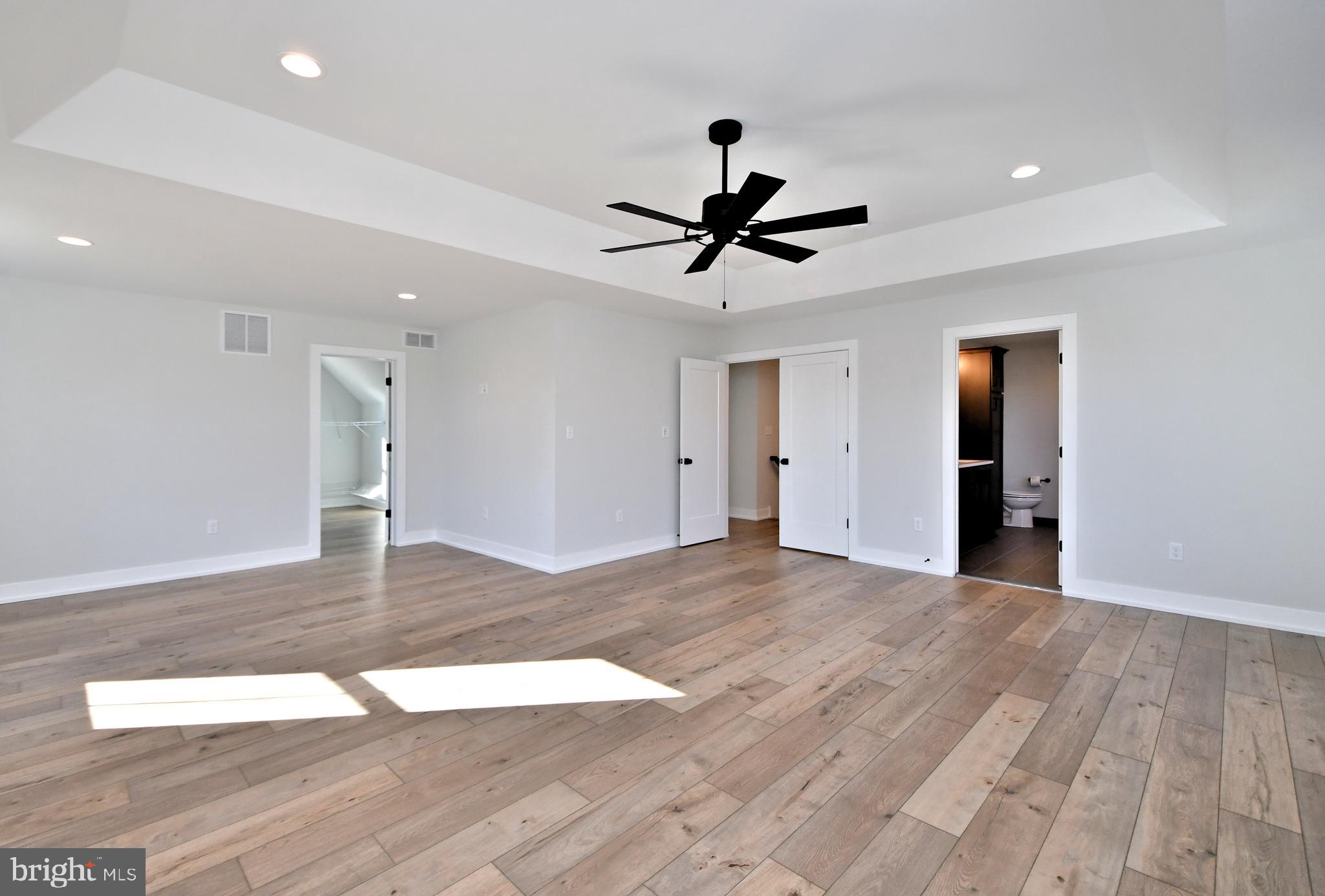 ESTATES AT BRIDLE PATH - Residential