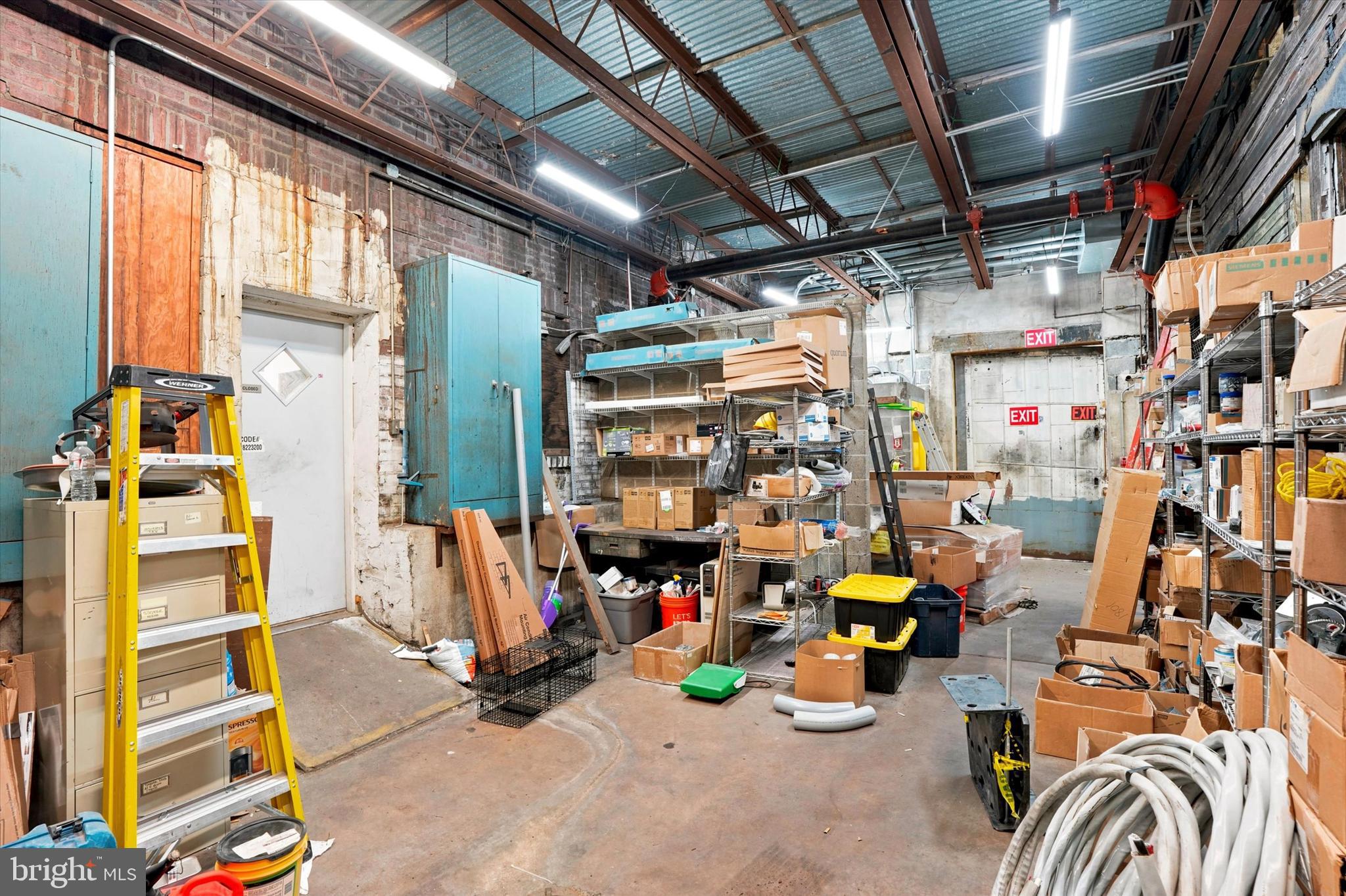 BRIDESBURG - Commercial Sale