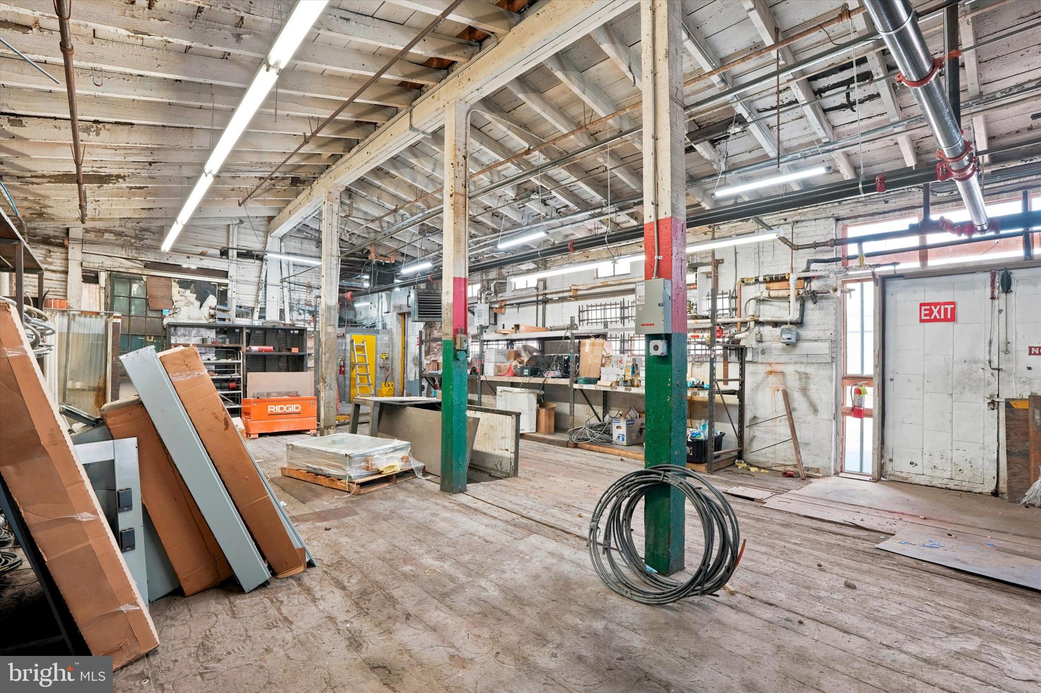 BRIDESBURG - Commercial Sale