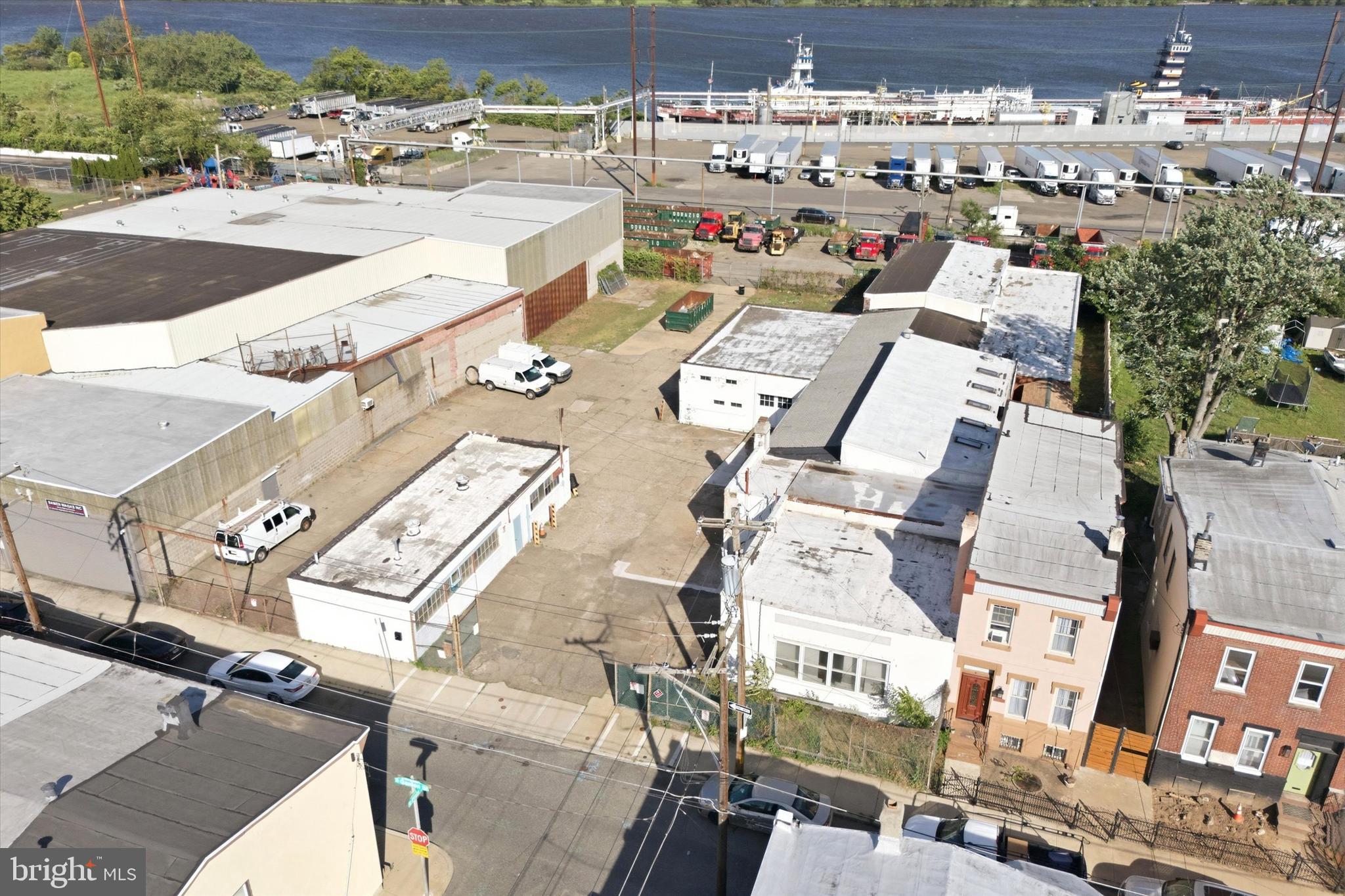 BRIDESBURG - Commercial Sale