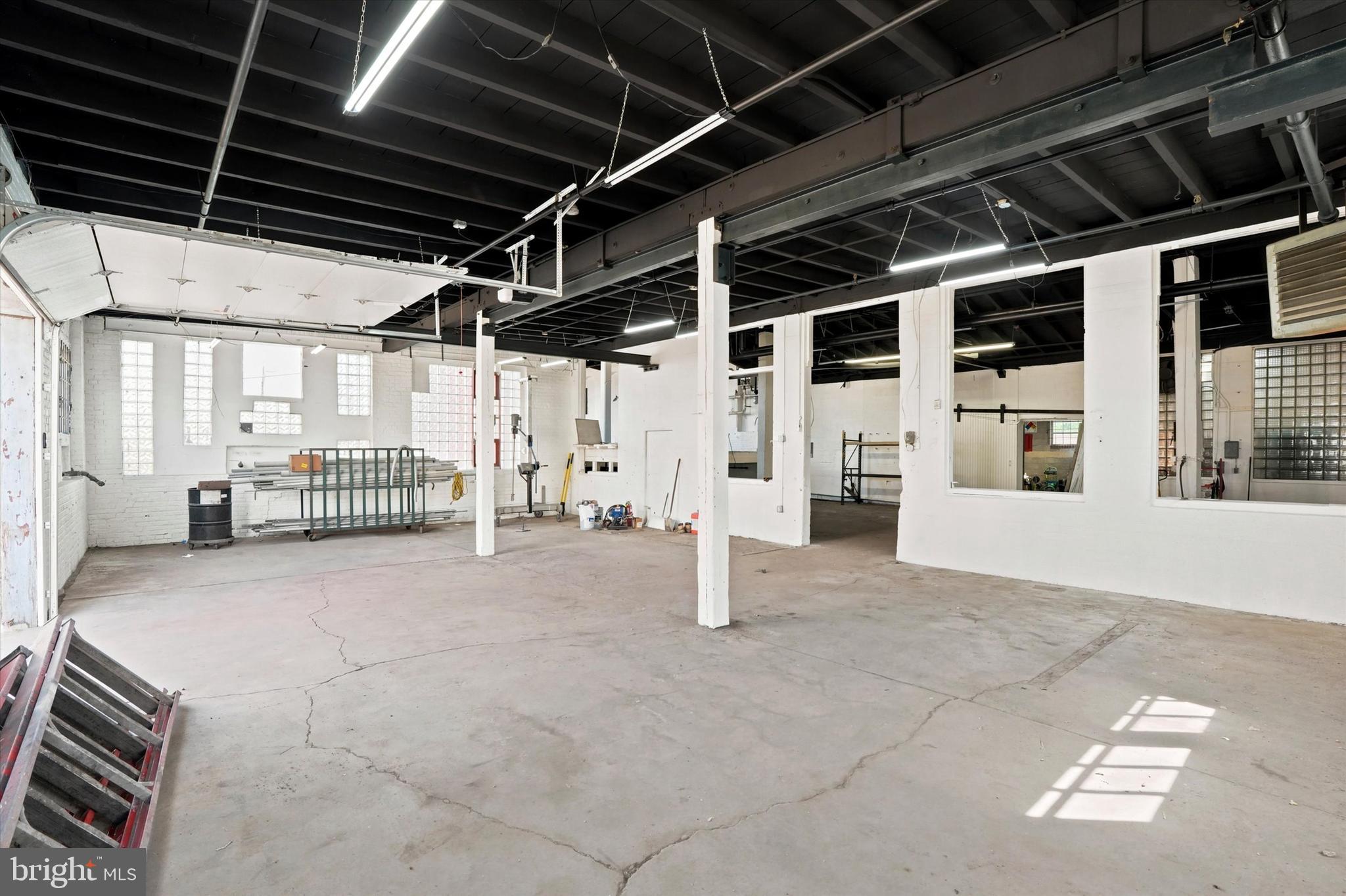 BRIDESBURG - Commercial Sale