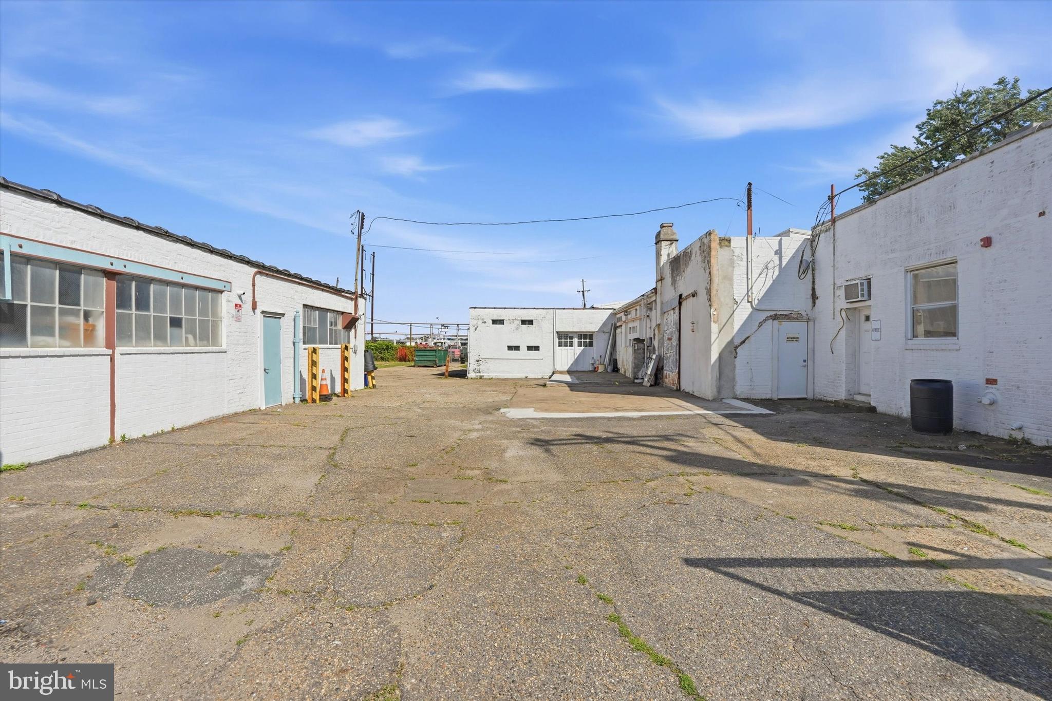 BRIDESBURG - Commercial Sale