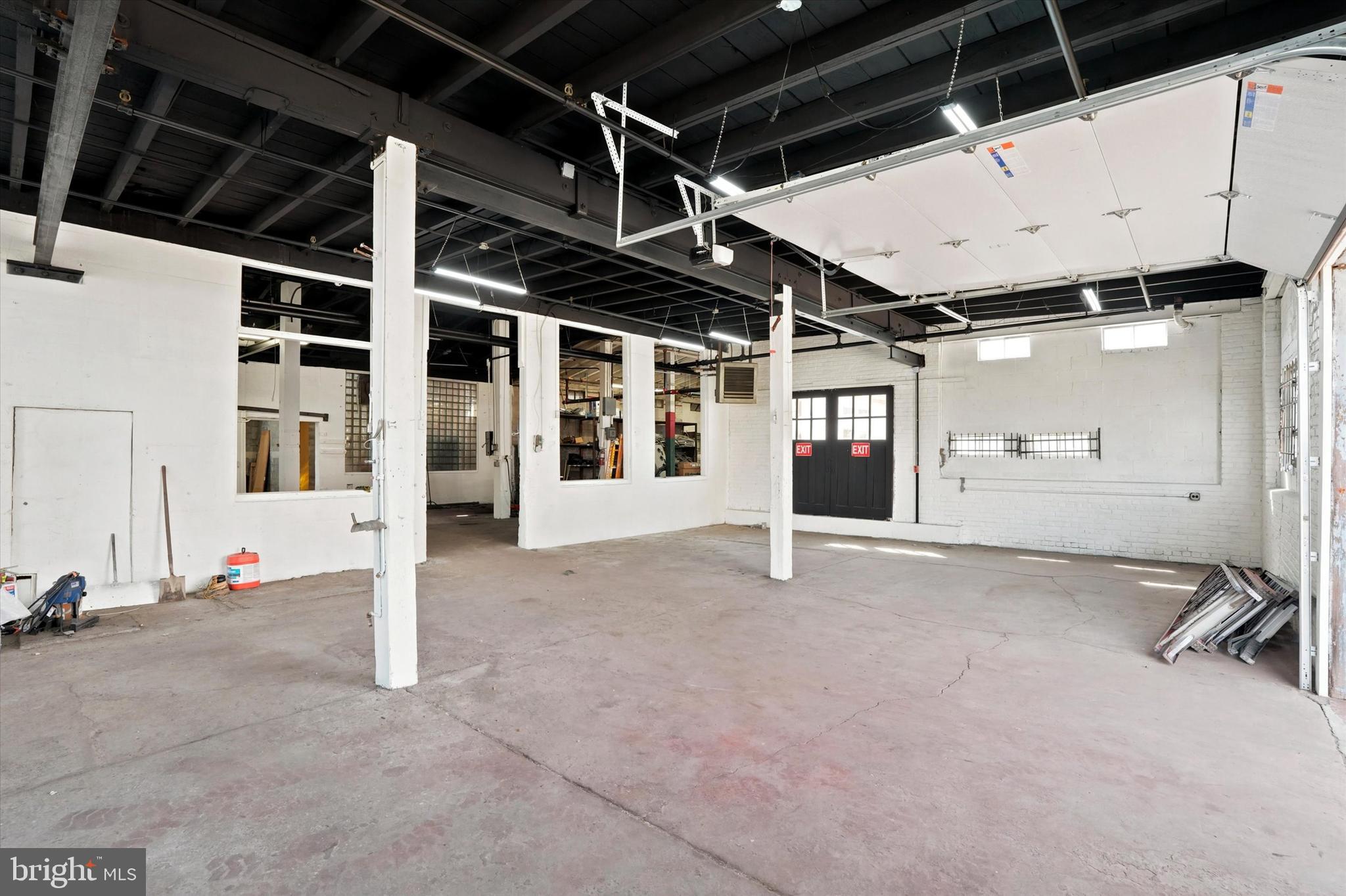 BRIDESBURG - Commercial Sale
