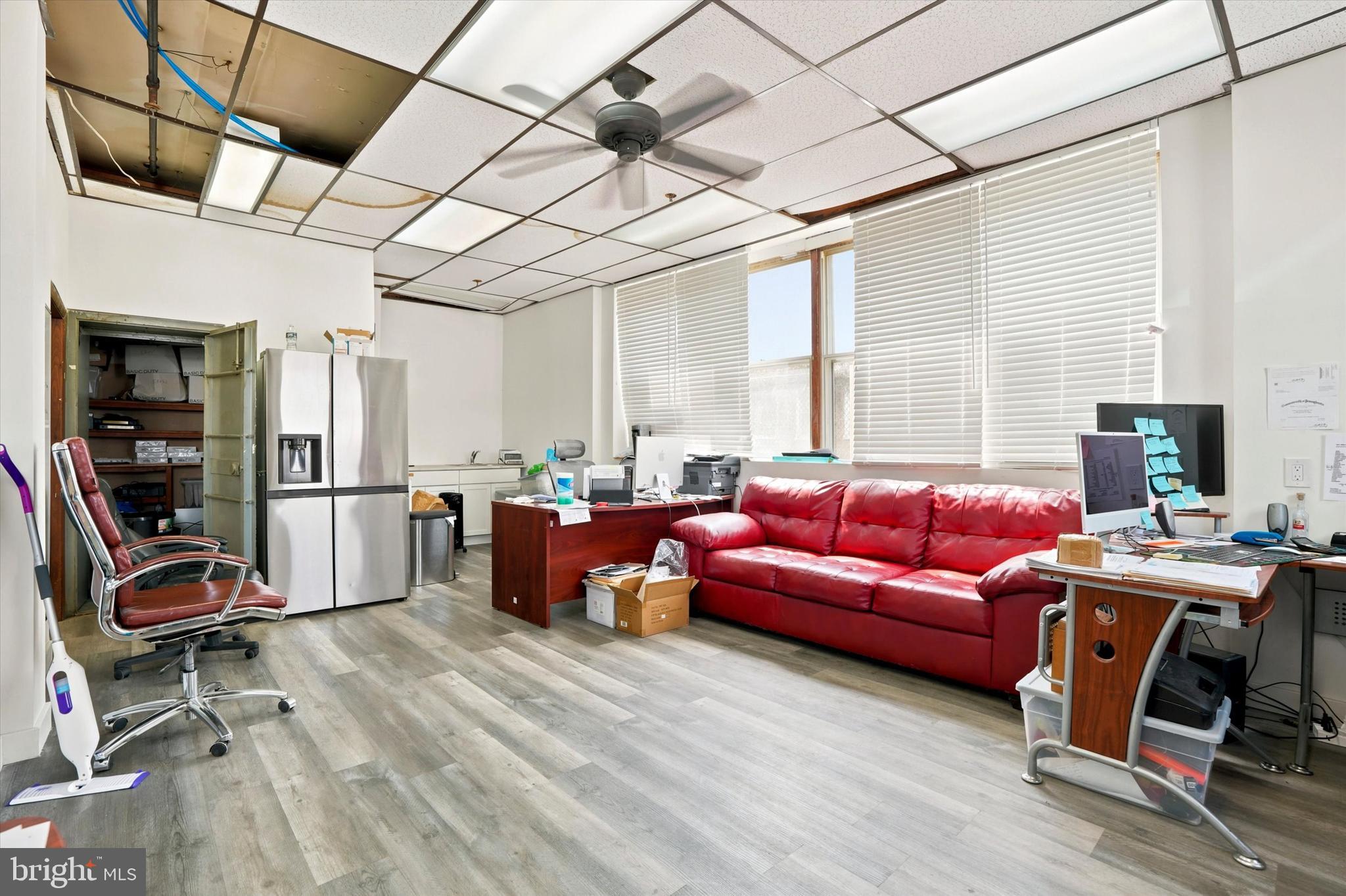 BRIDESBURG - Commercial Sale