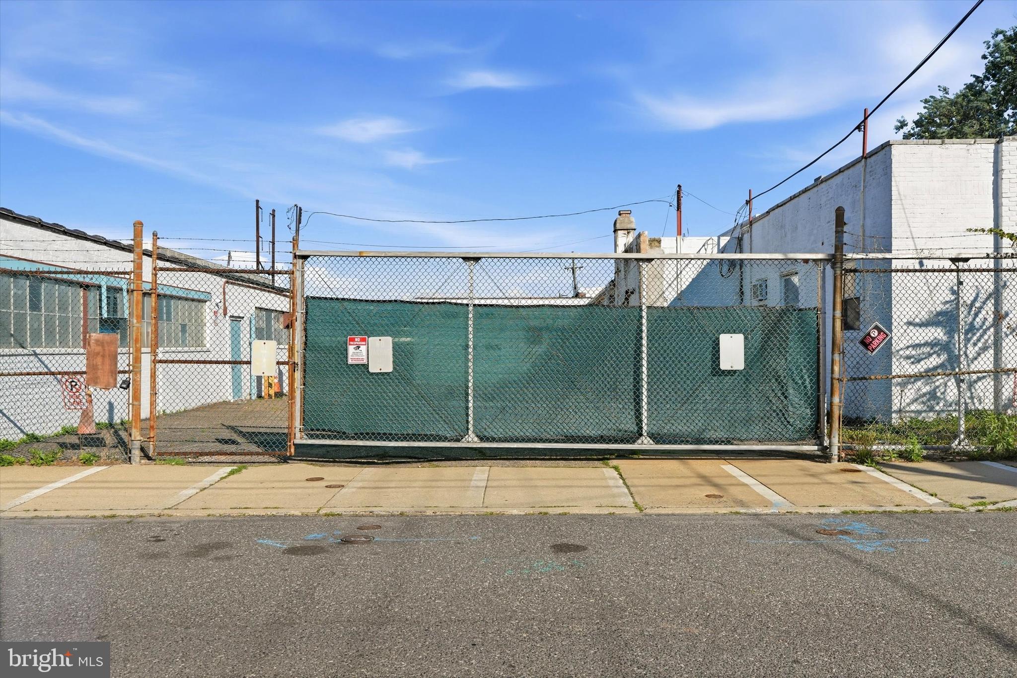 BRIDESBURG - Commercial Sale