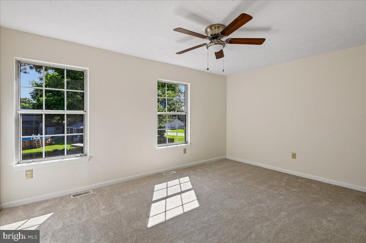 SILVER SANDS - Residential