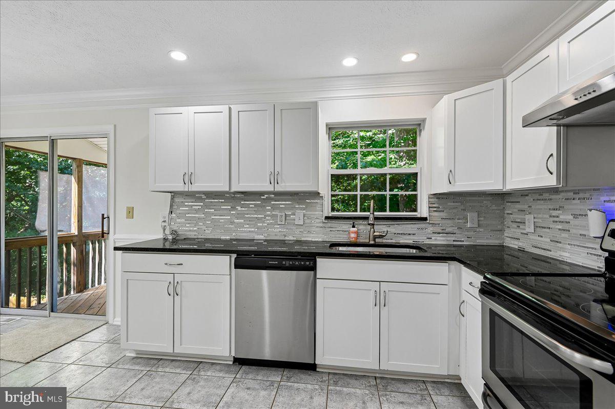 SILVER SANDS - Residential