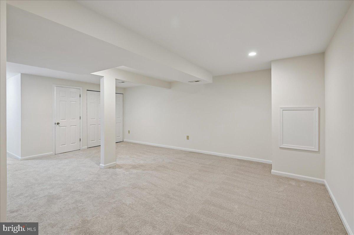SILVER SANDS - Residential
