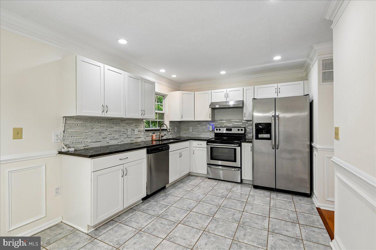 SILVER SANDS - Residential