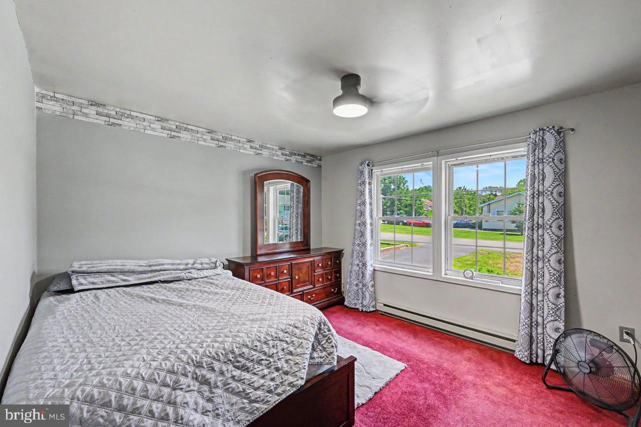 POCONO FARMS EAST - Residential