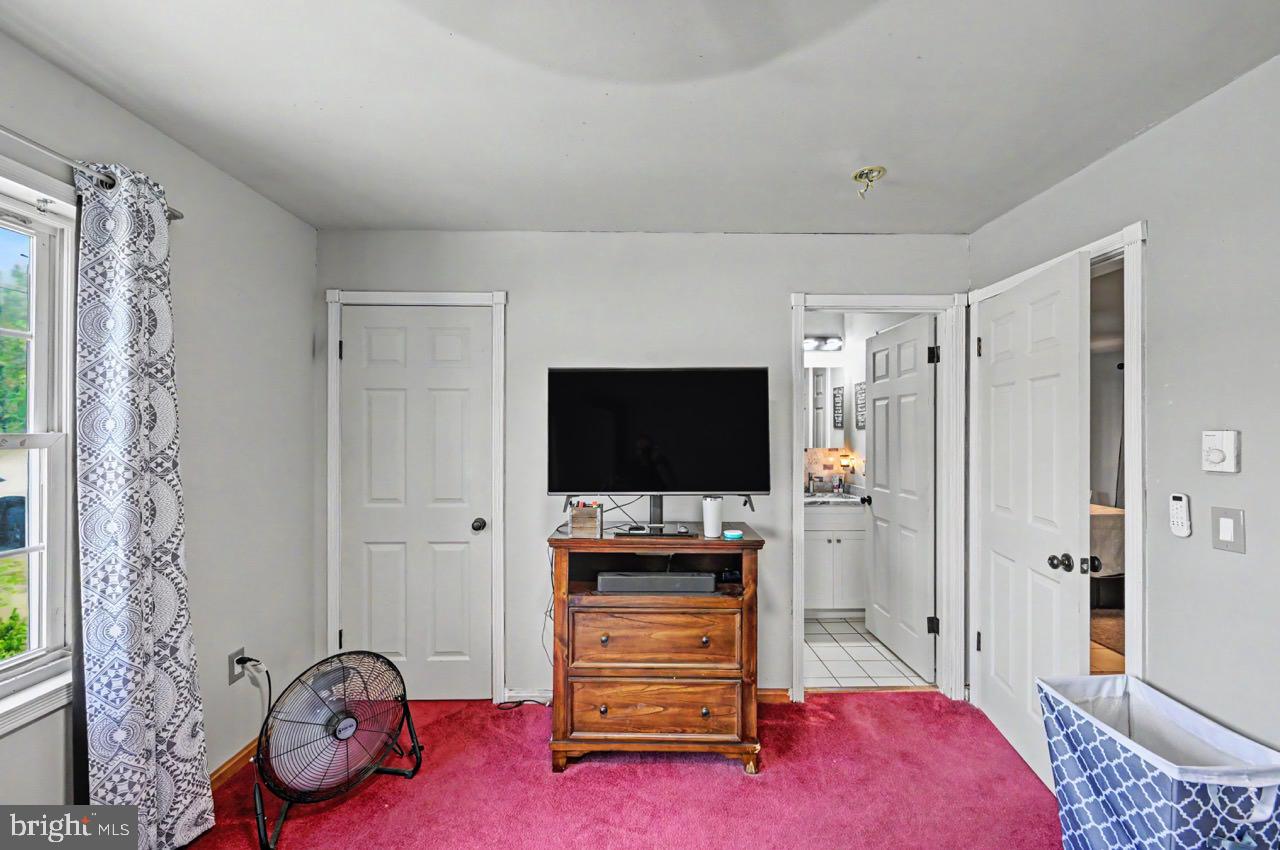 POCONO FARMS EAST - Residential