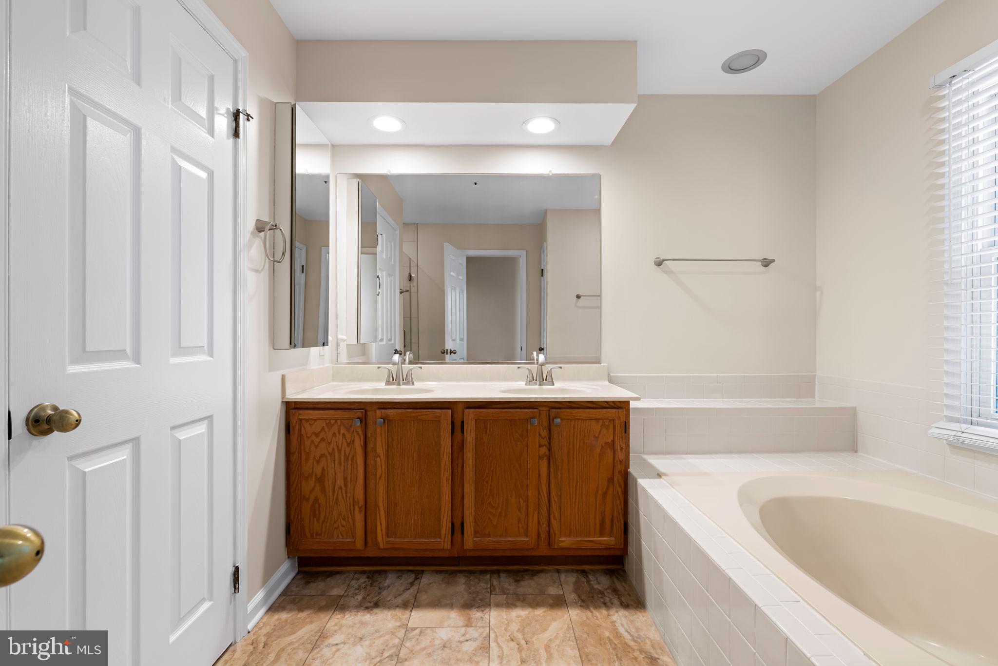 BOWLING BROOK FARMS - Residential