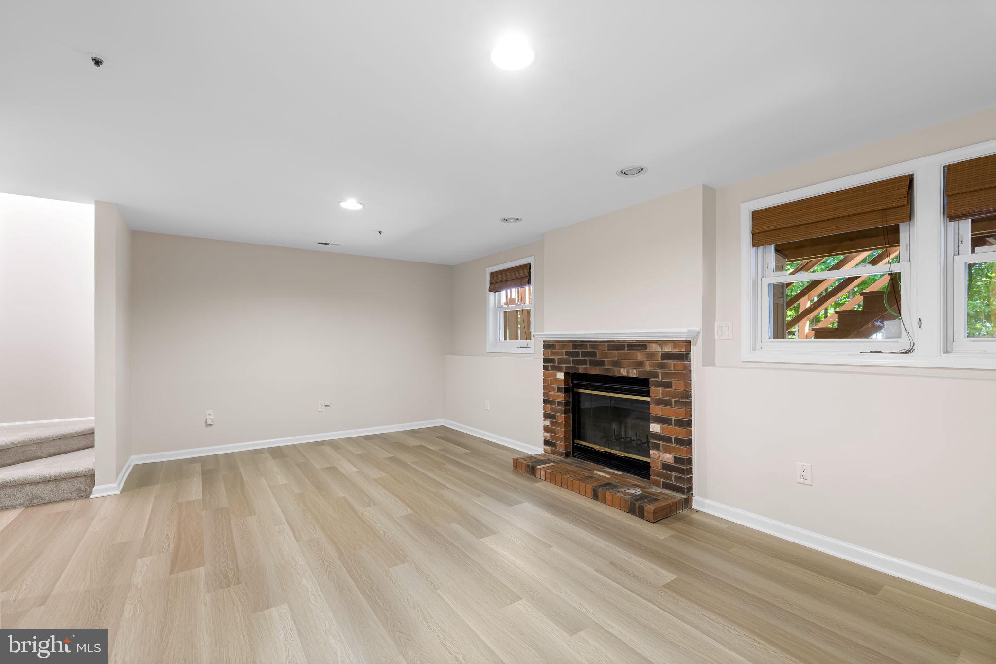 BOWLING BROOK FARMS - Residential