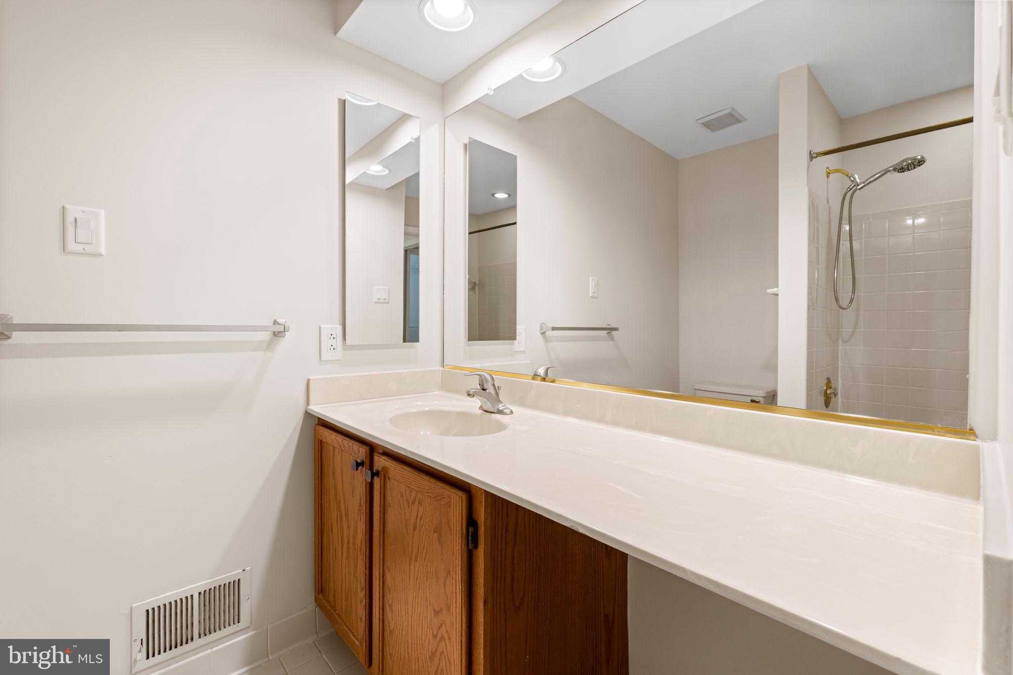 BOWLING BROOK FARMS - Residential