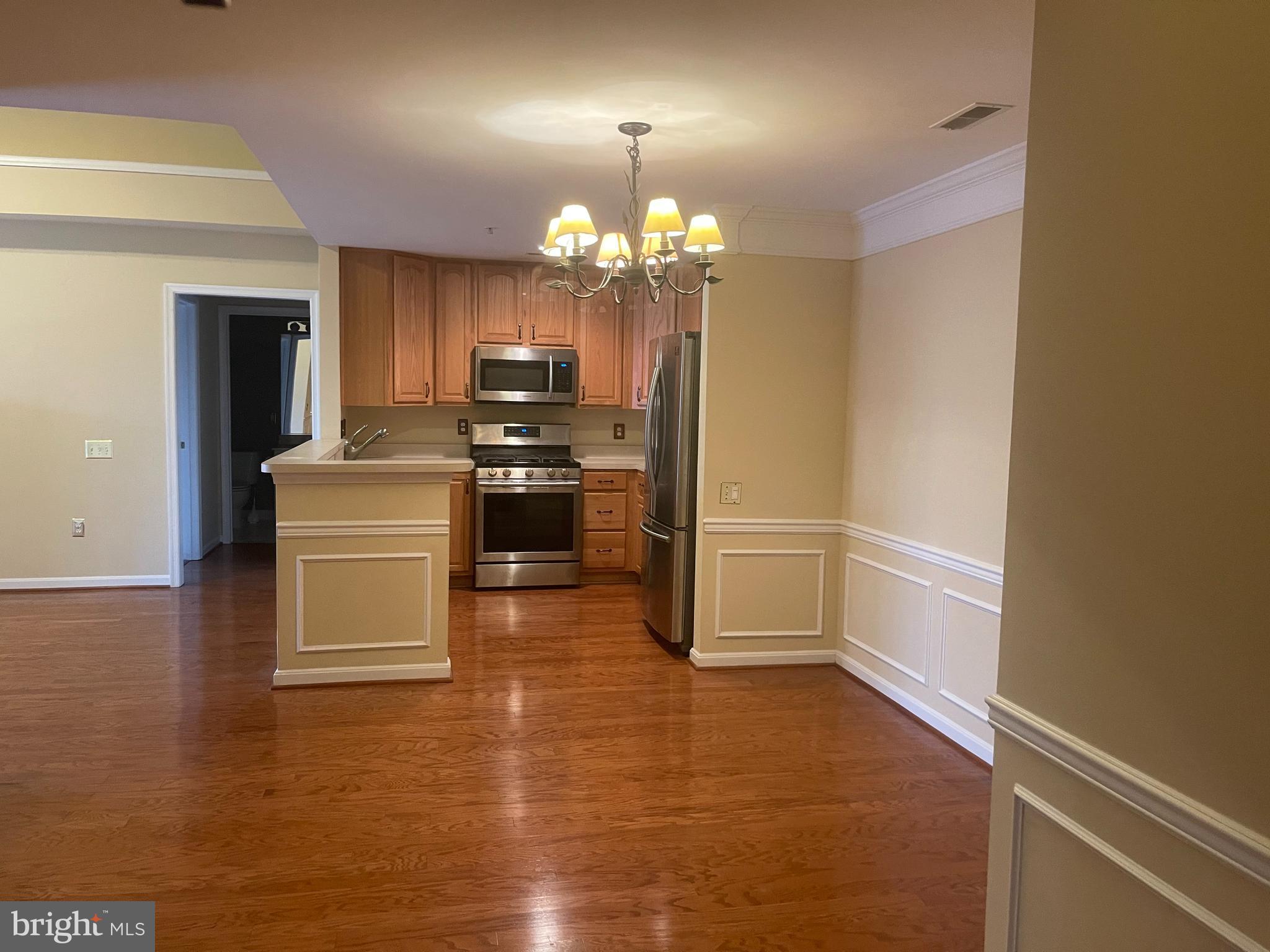 IRWINS CHOICE - Residential Lease