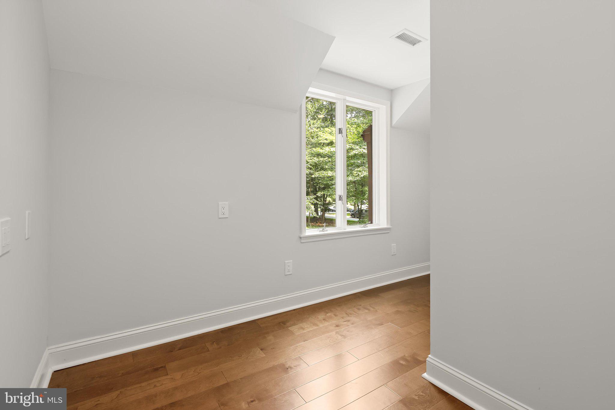 PINEWOOD FARM - Residential