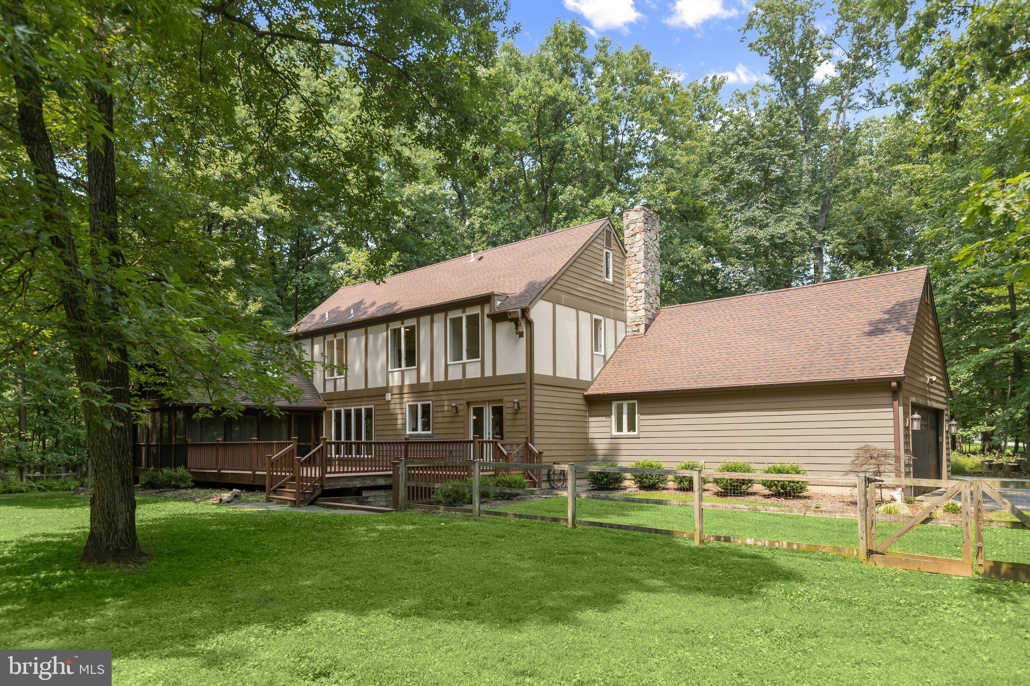 PINEWOOD FARM - Residential