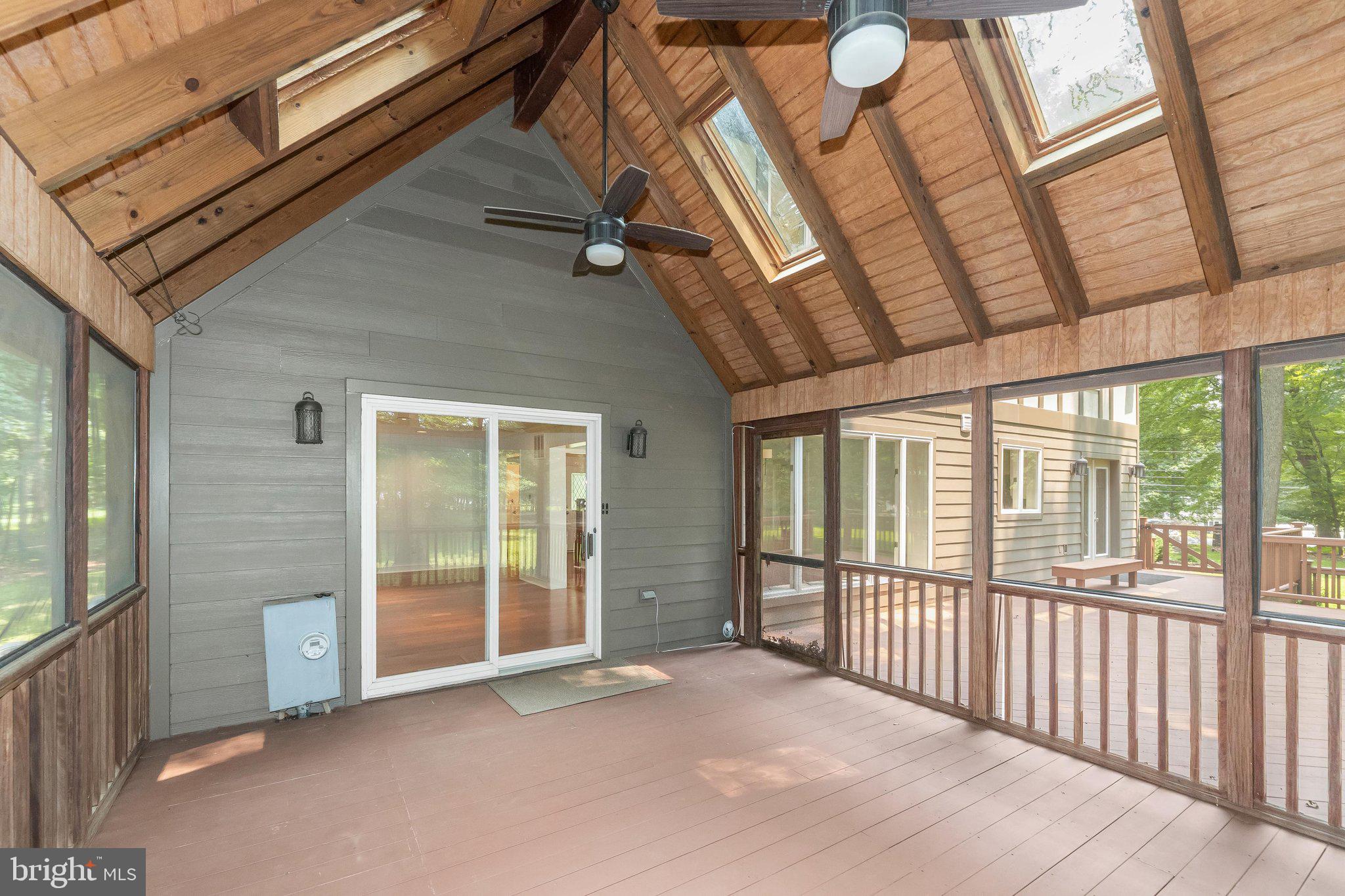 PINEWOOD FARM - Residential