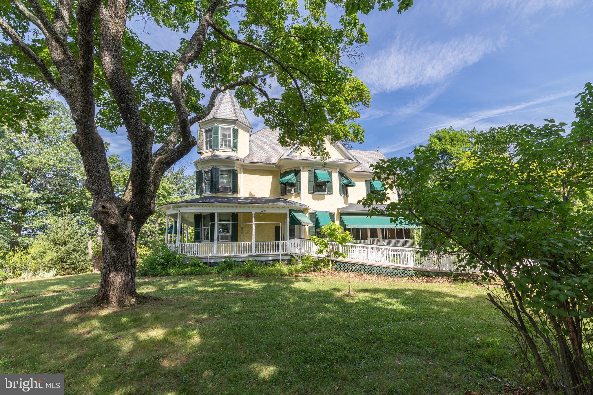 HOFFMAN HEIGHTS - Residential