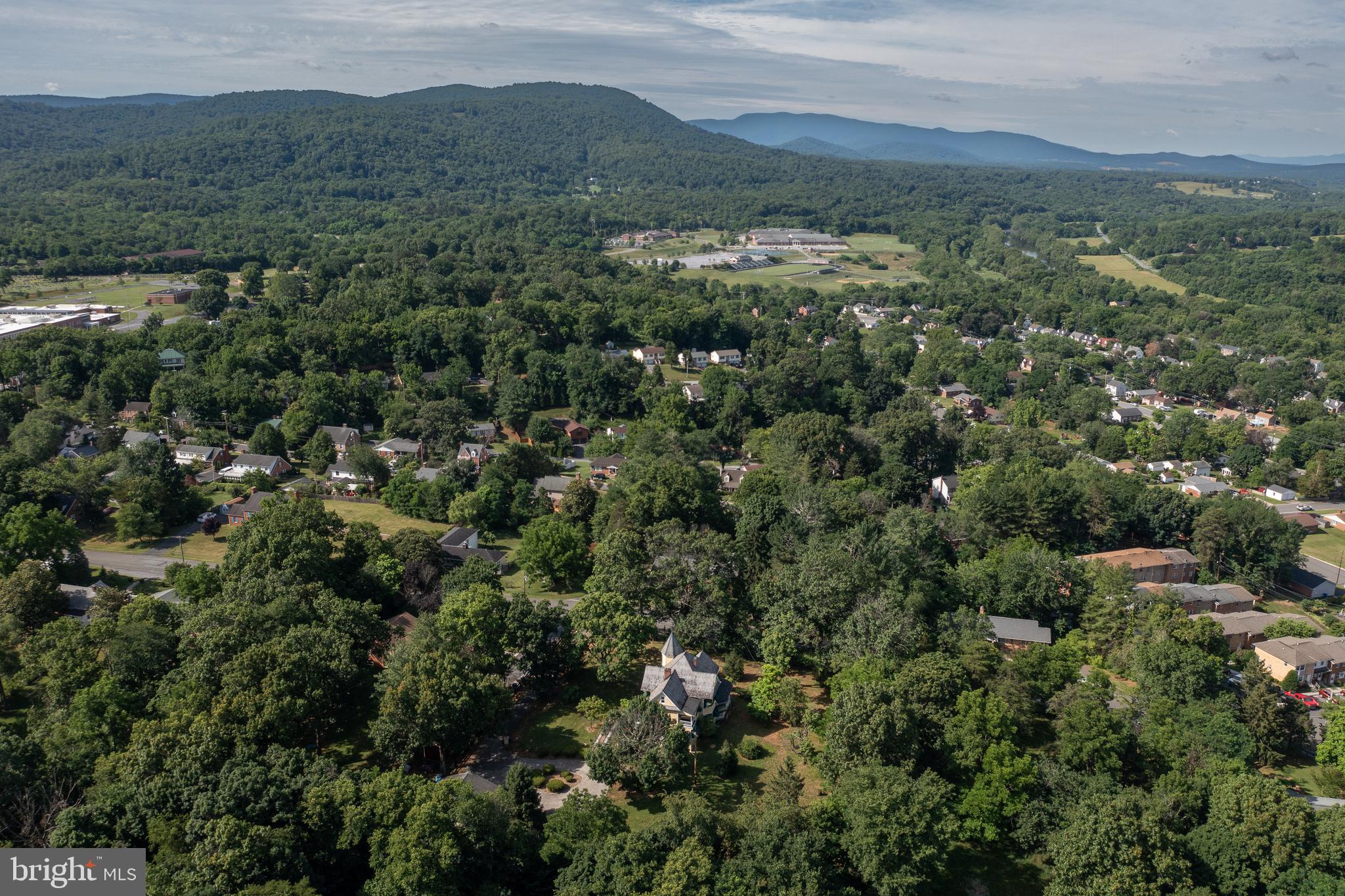 HOFFMAN HEIGHTS - Residential