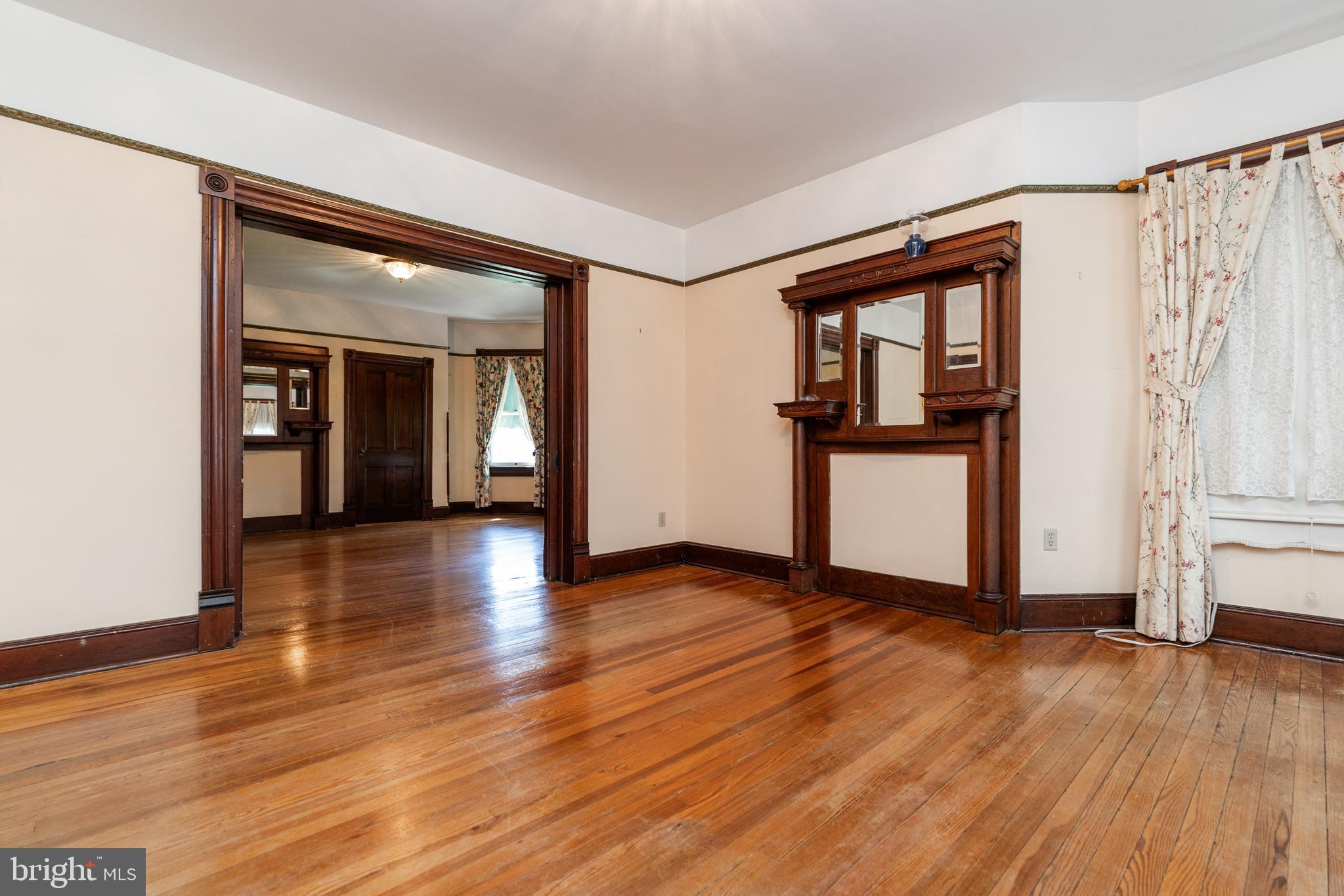 HOFFMAN HEIGHTS - Residential