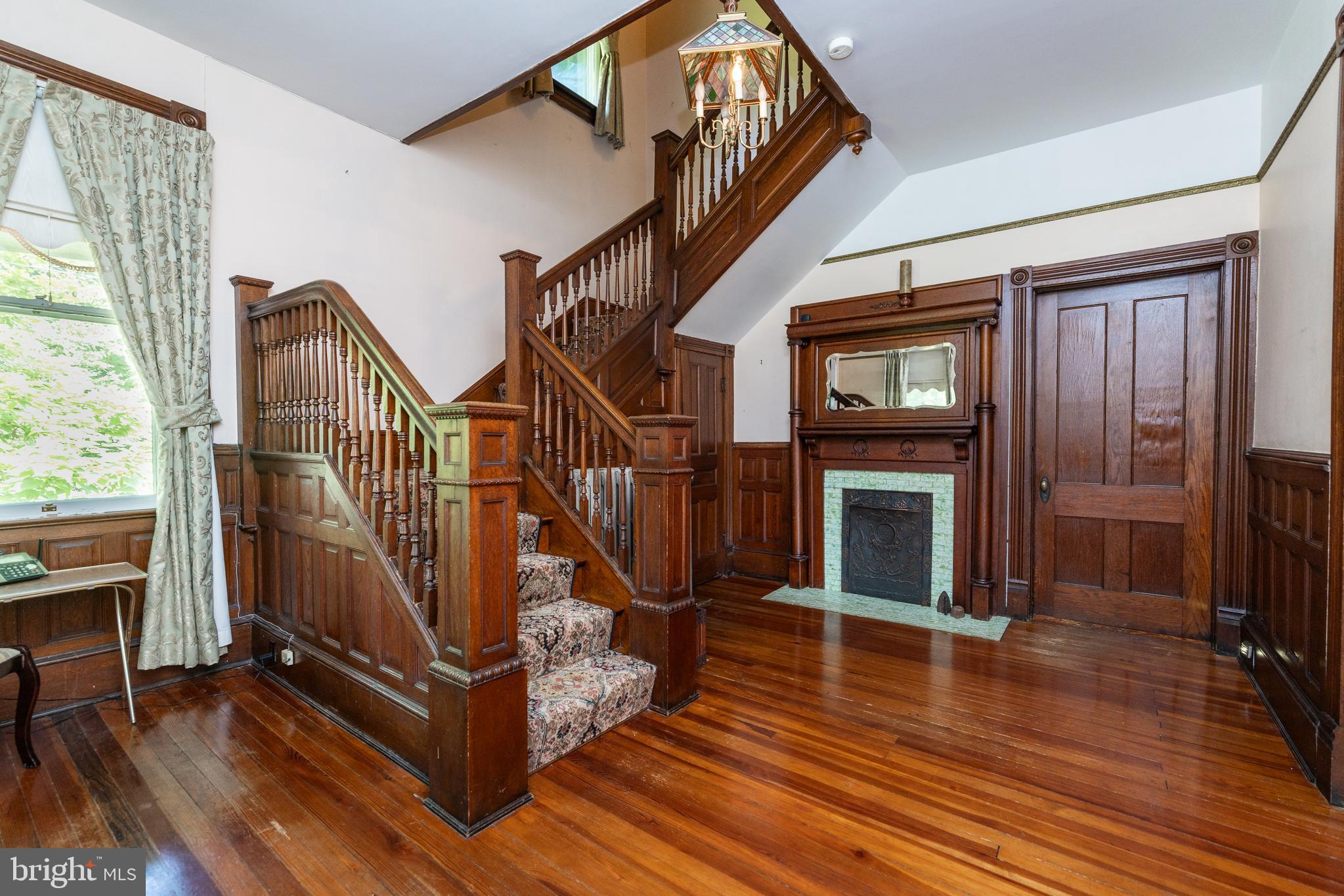 HOFFMAN HEIGHTS - Residential