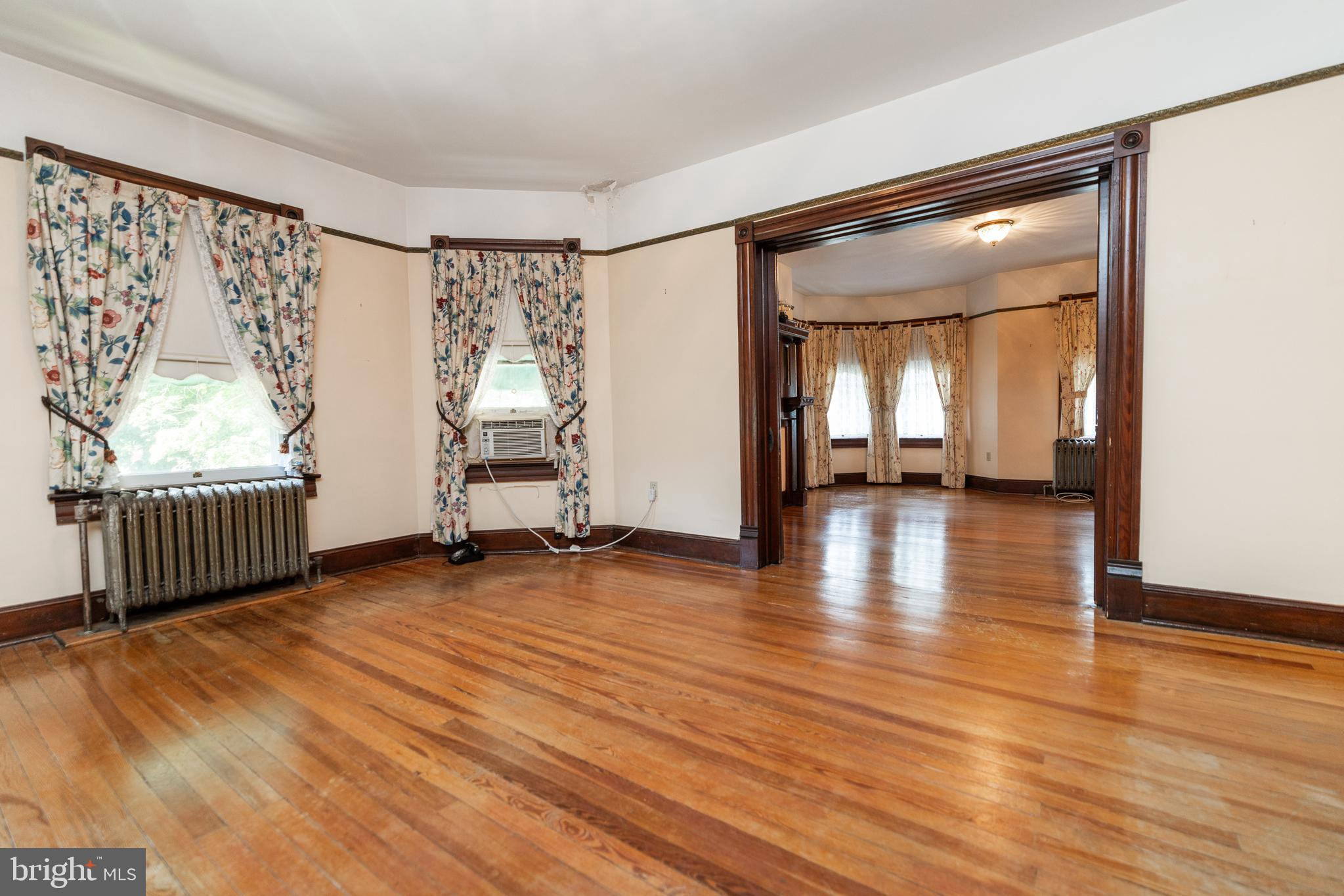 HOFFMAN HEIGHTS - Residential