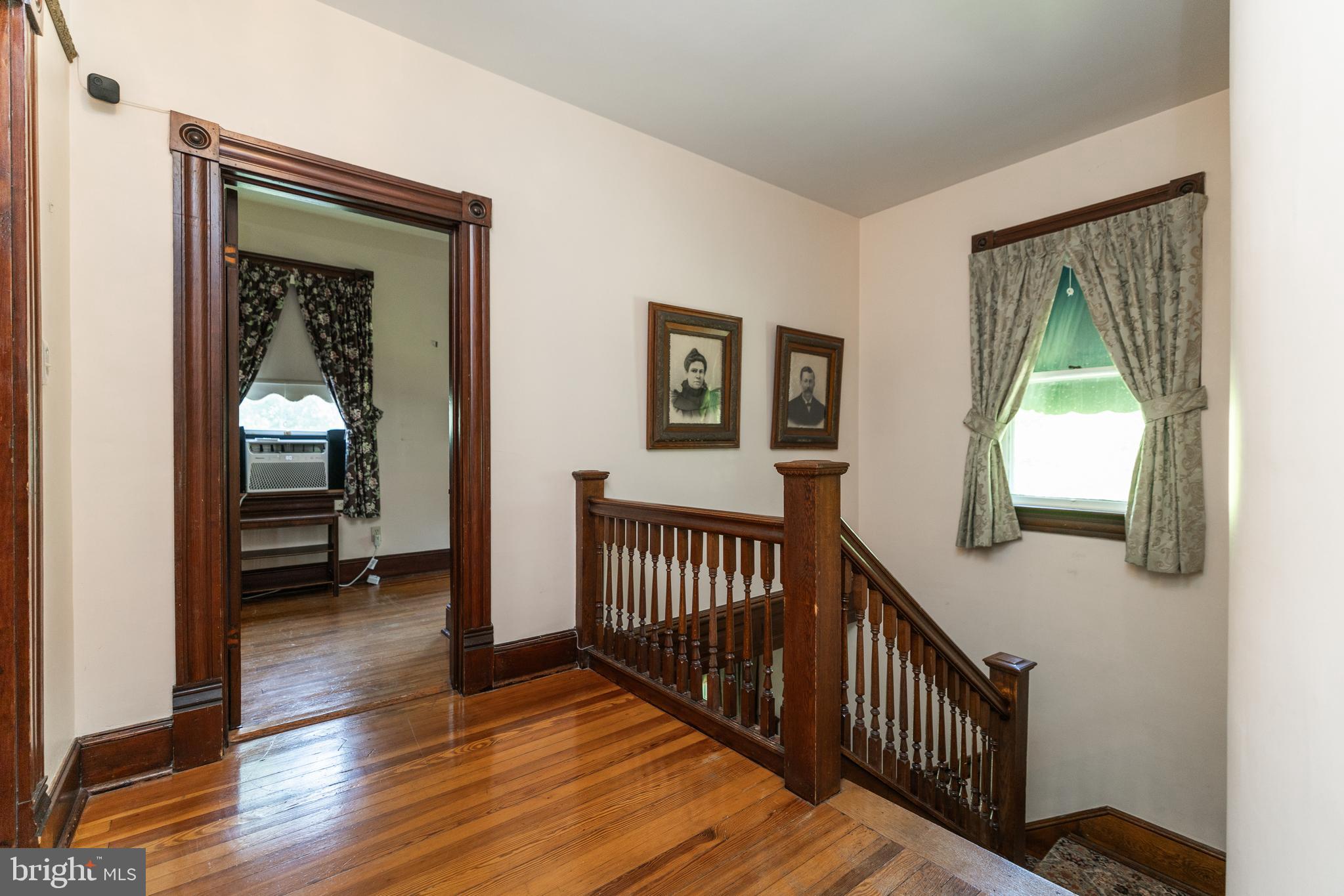 HOFFMAN HEIGHTS - Residential