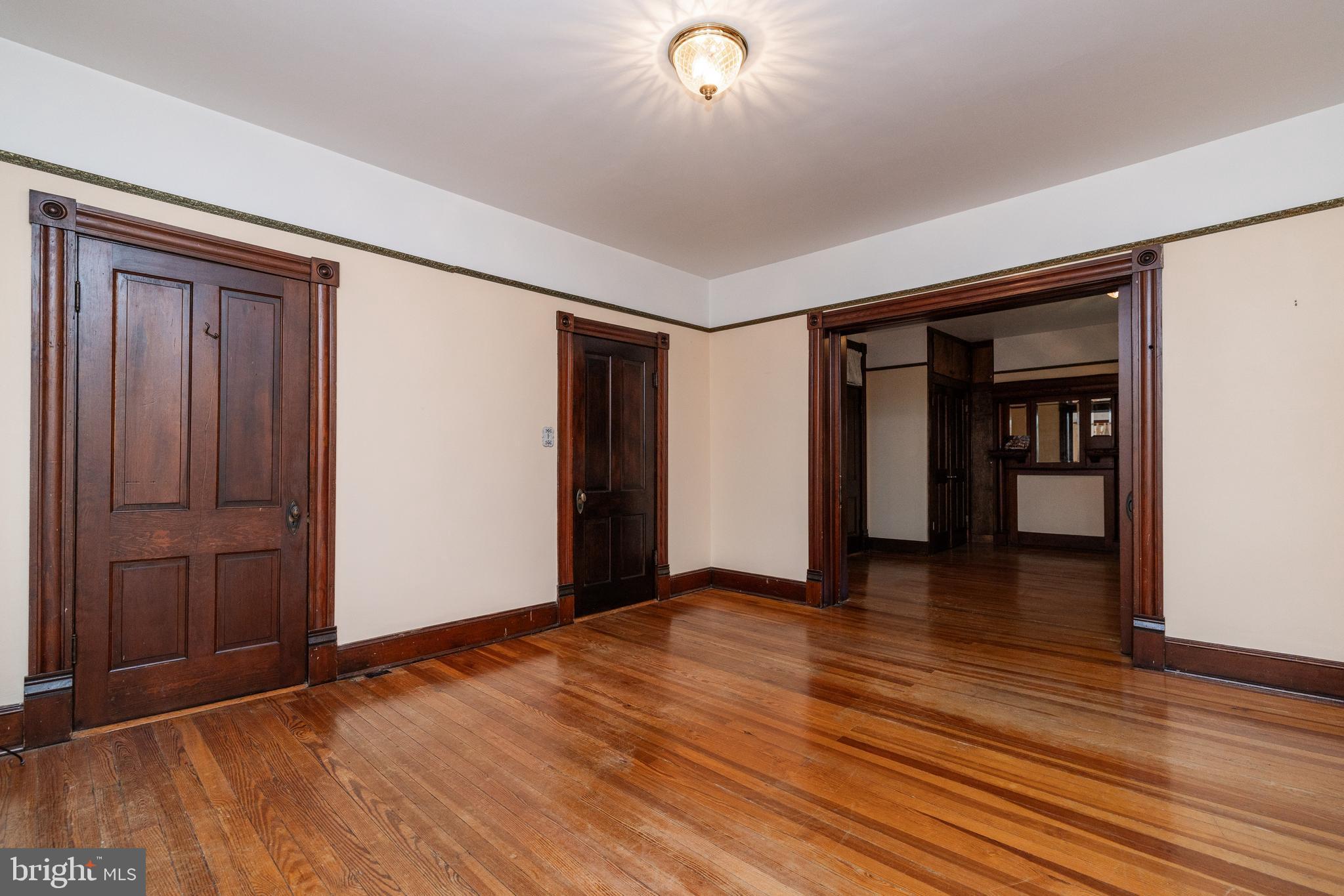 HOFFMAN HEIGHTS - Residential