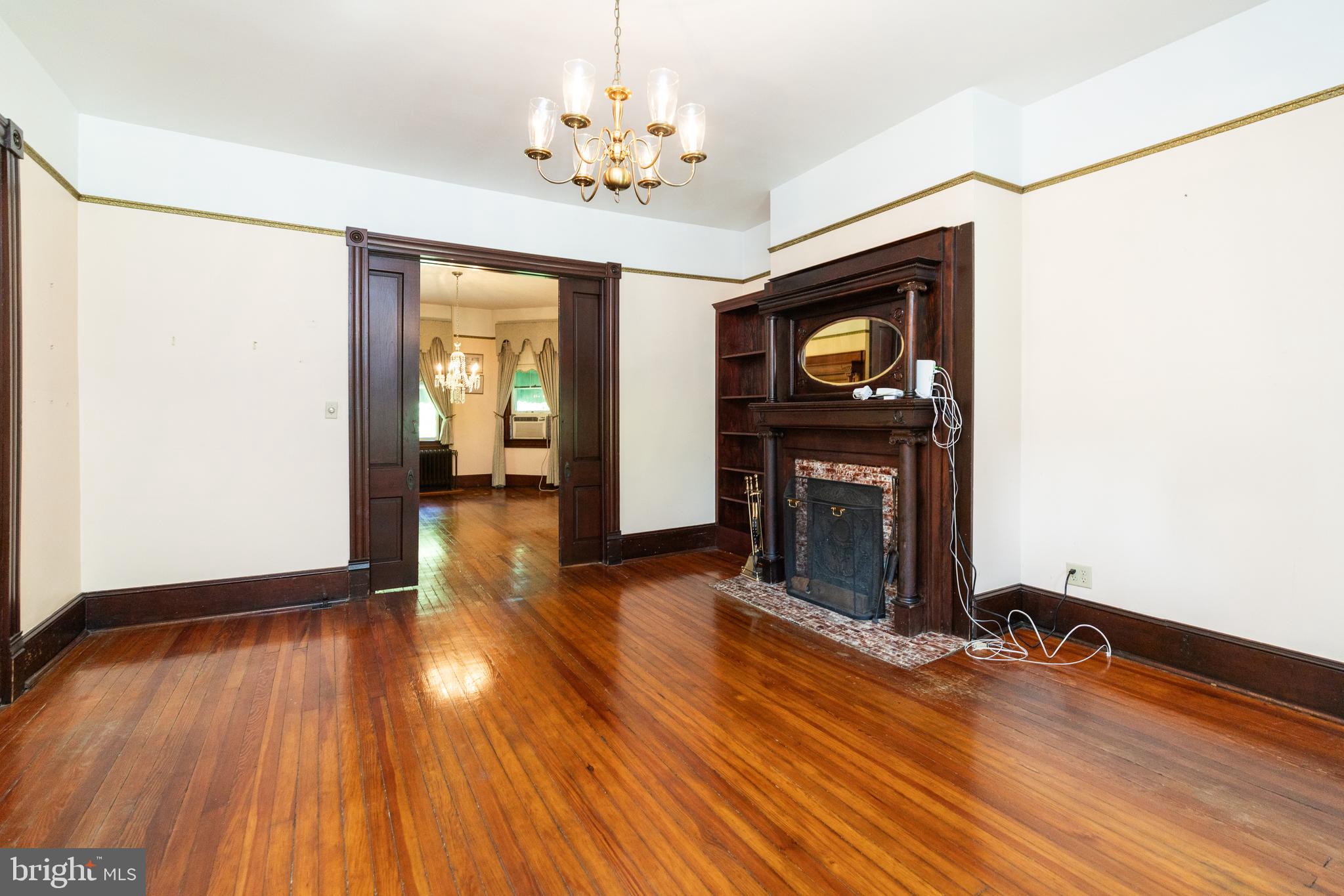 HOFFMAN HEIGHTS - Residential