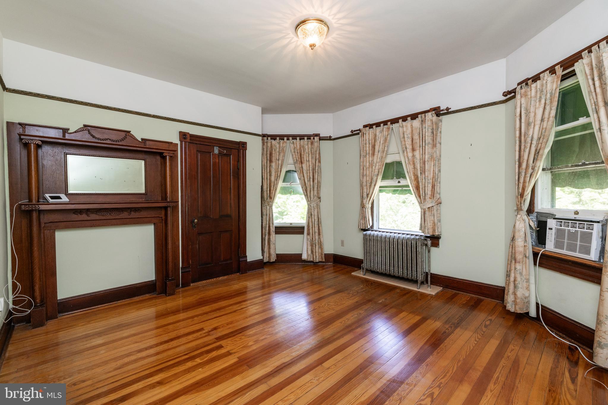HOFFMAN HEIGHTS - Residential