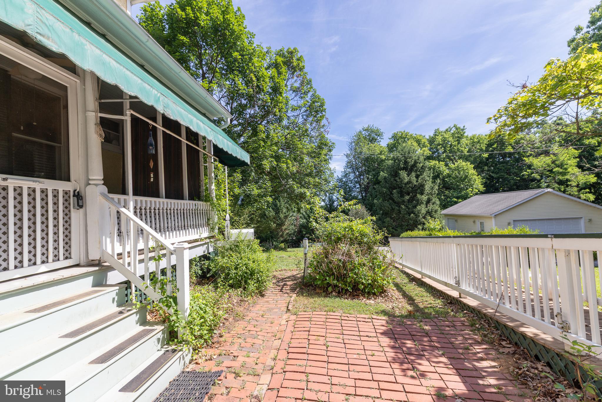 HOFFMAN HEIGHTS - Residential