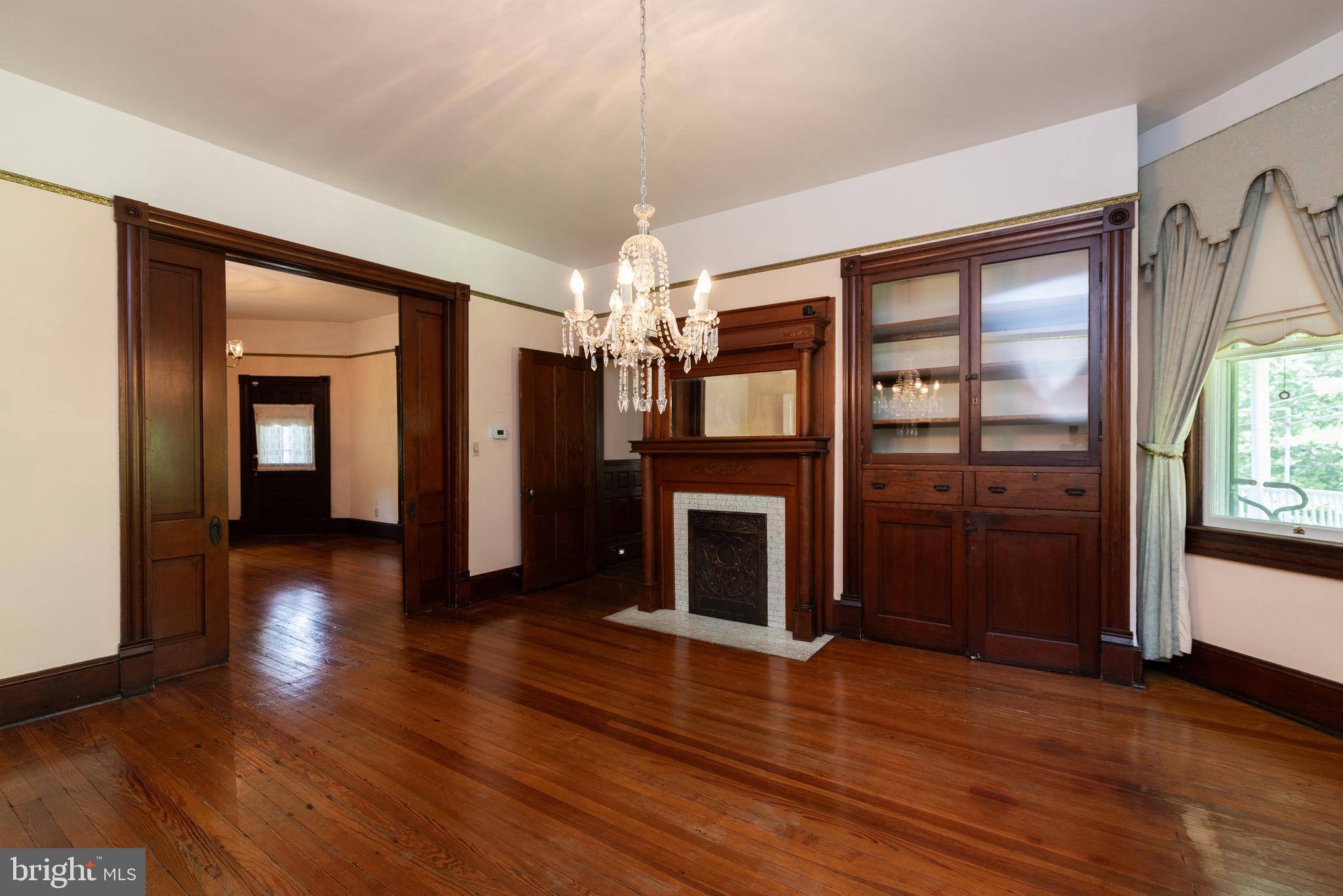 HOFFMAN HEIGHTS - Residential