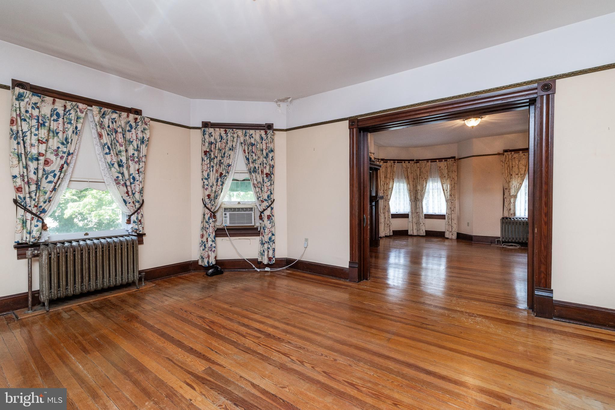 HOFFMAN HEIGHTS - Residential