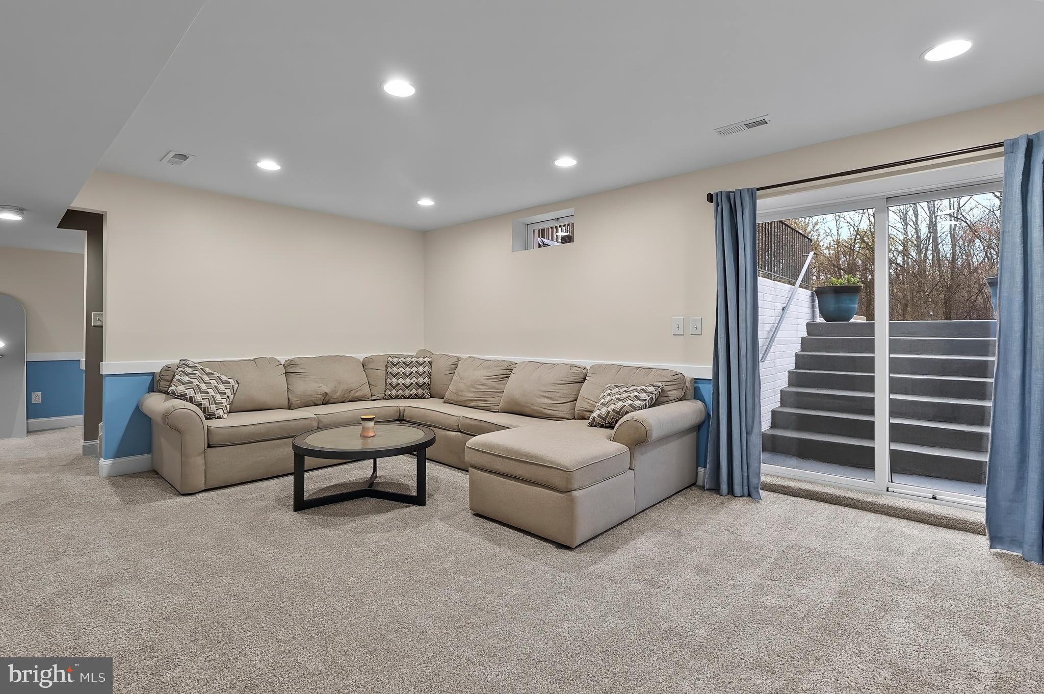 RISING SUN - Residential