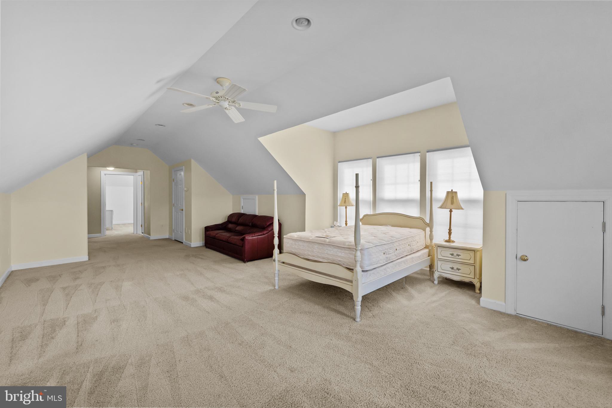 BIRCH HOLLOW HAMLET - Residential