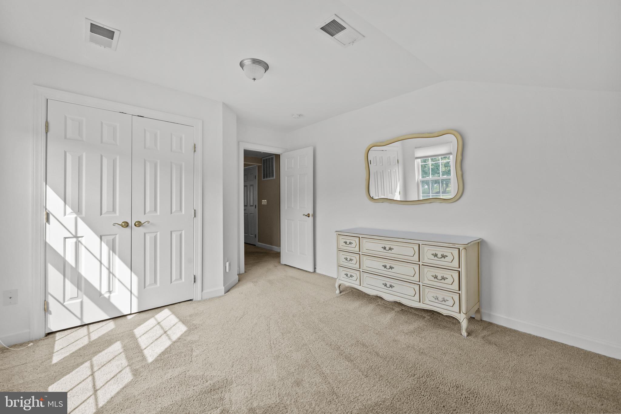 BIRCH HOLLOW HAMLET - Residential