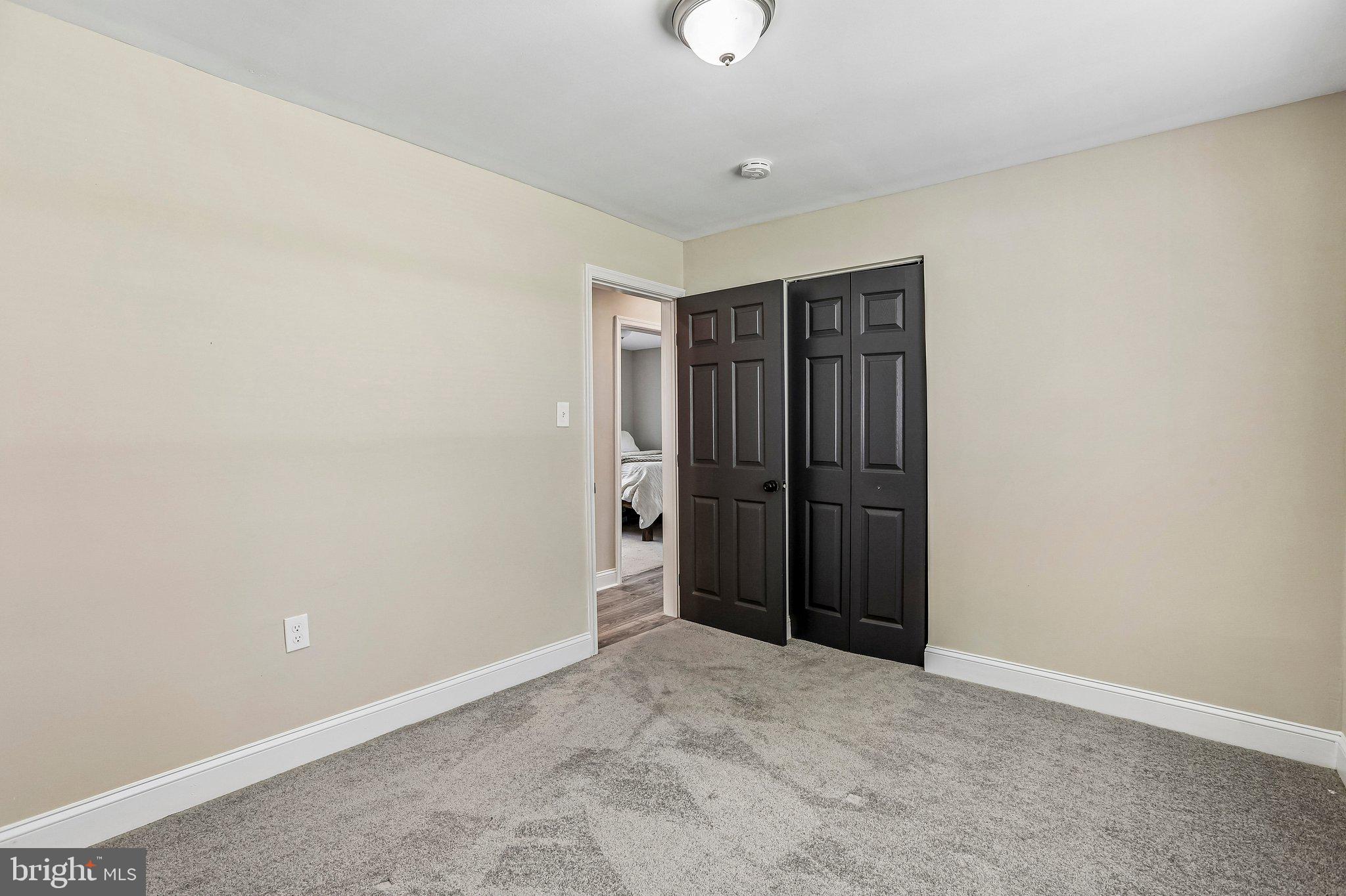 MUNSON HEIGHTS - Residential