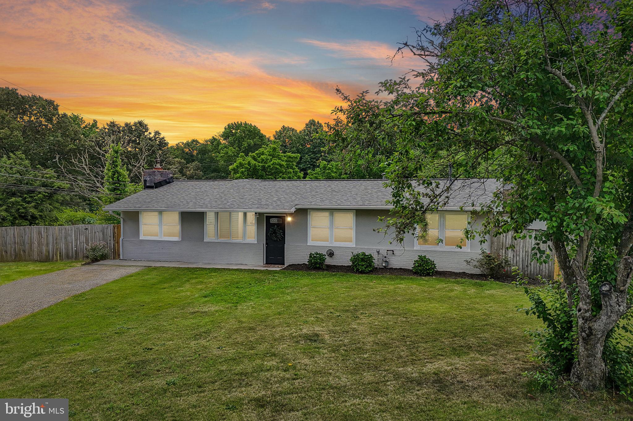MUNSON HEIGHTS - Residential