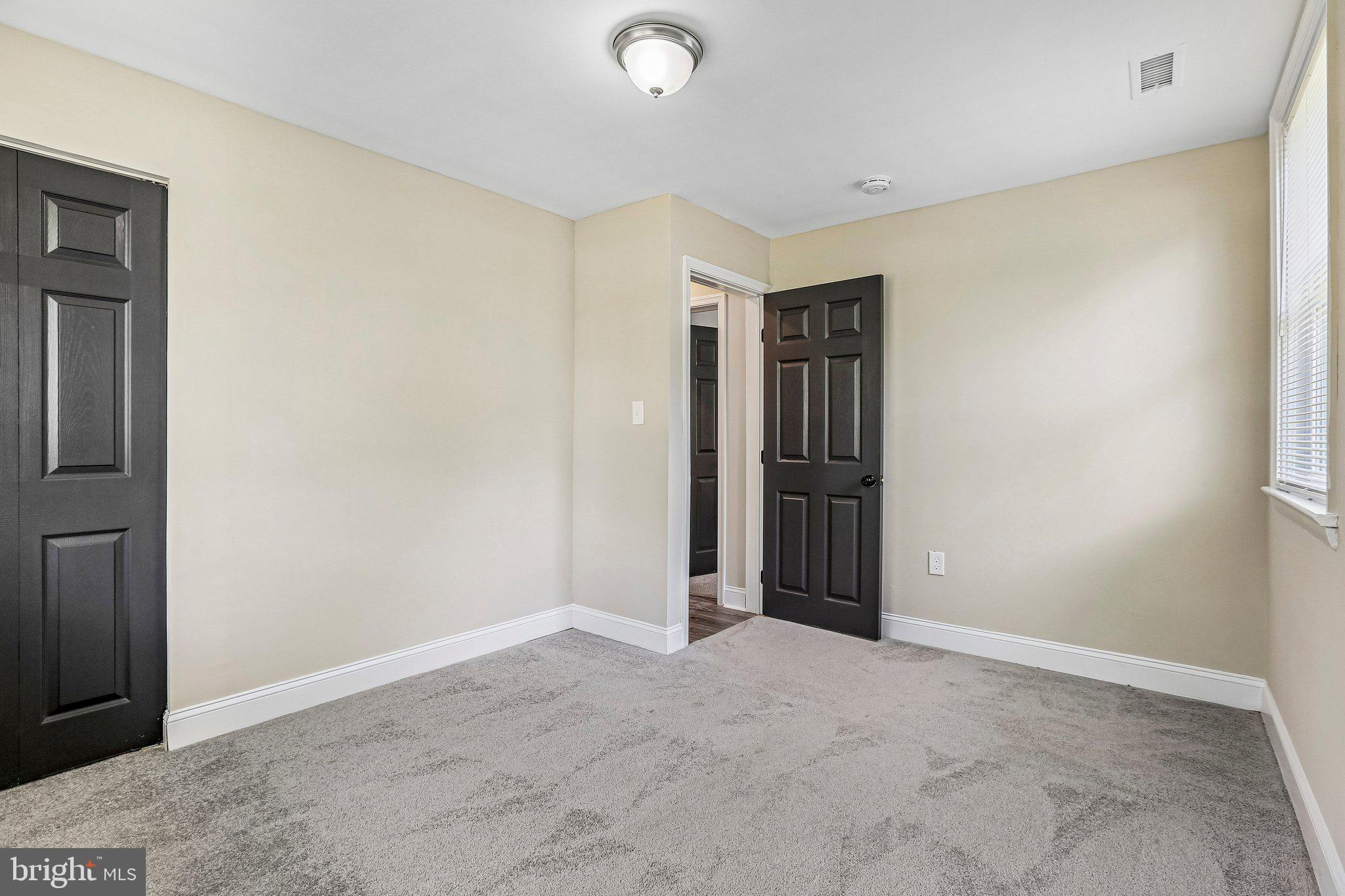 MUNSON HEIGHTS - Residential