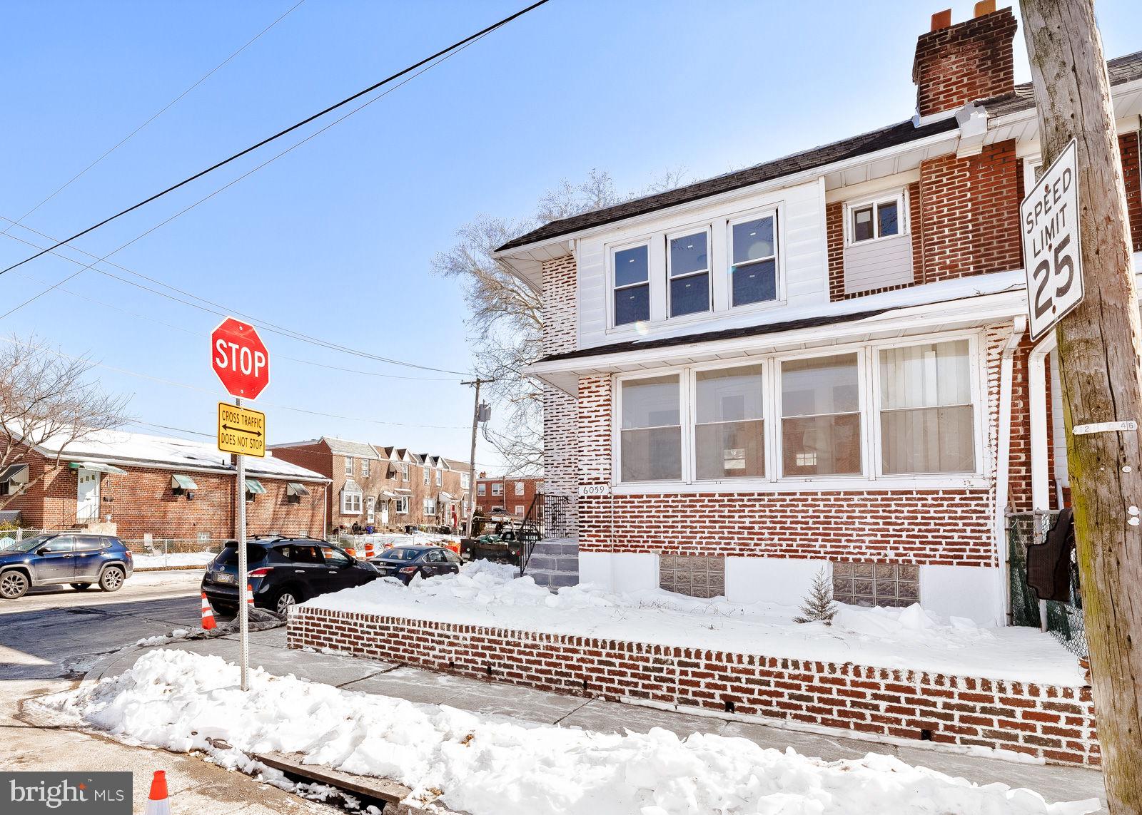 LAWNCREST - Residential