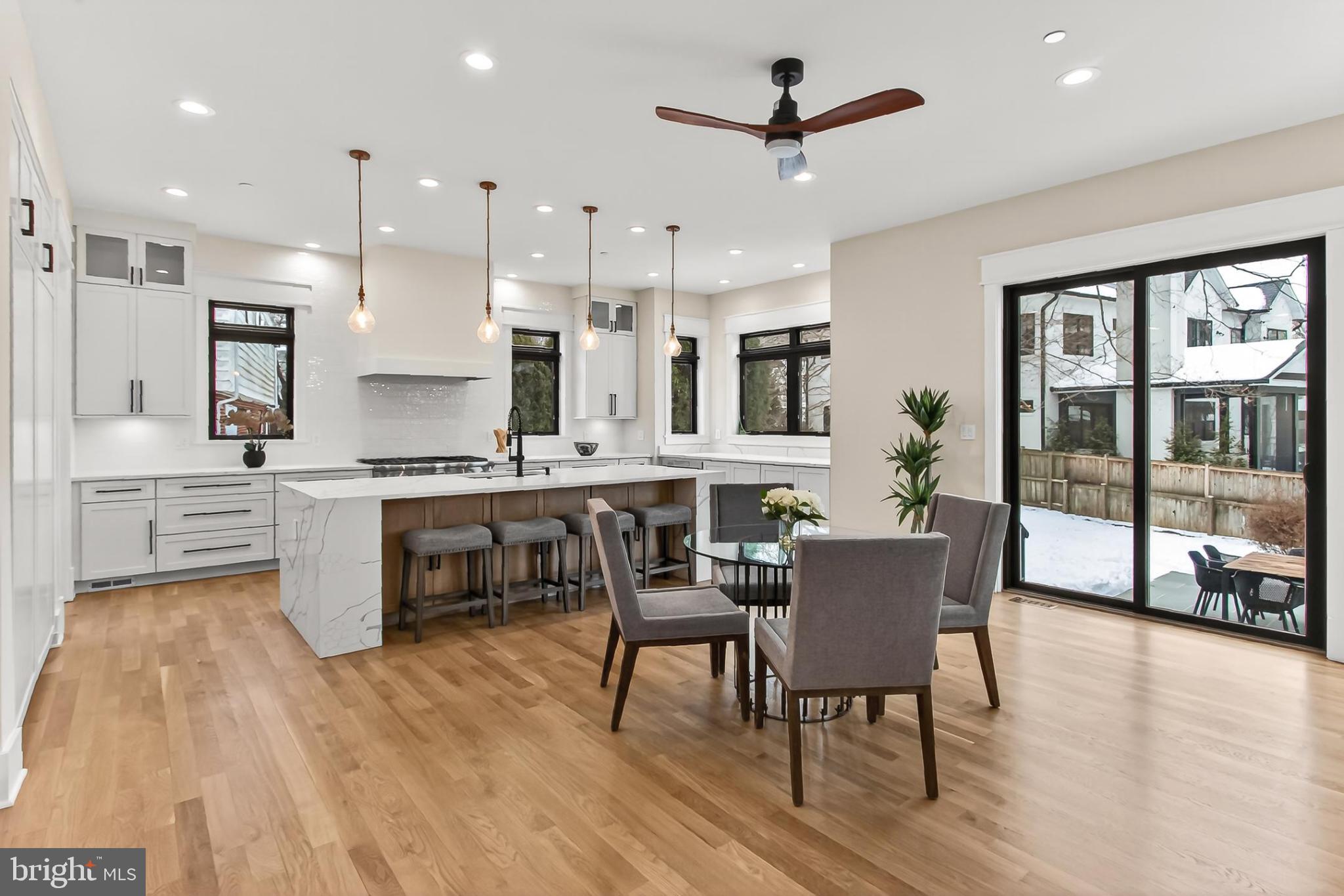 OAKWOOD KNOLLS - Residential